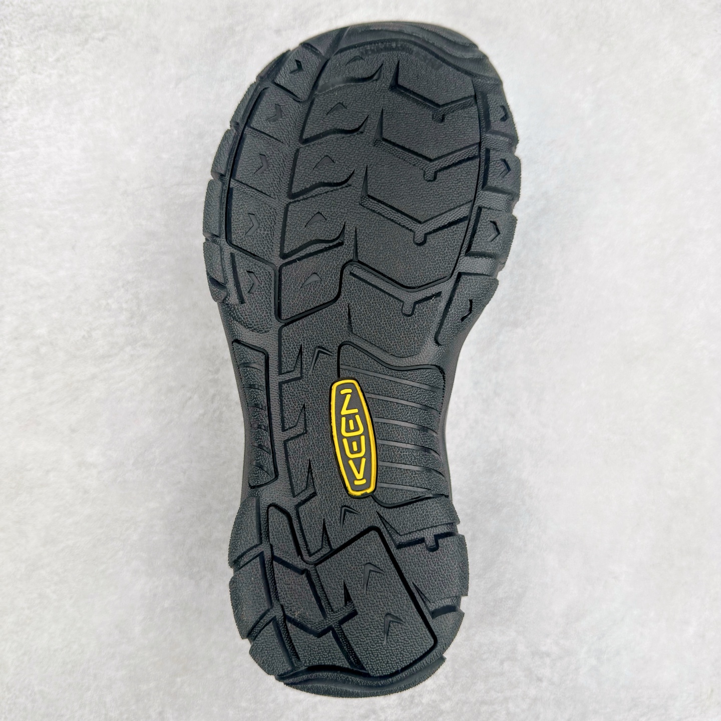 图片[9]-人气户外休闲鞋品牌-科恩Keen Uneek Flat-M 平底编织弹力穿搭溯溪涉水休闲户外凉鞋 #外贸订单出口品质#采用进口机台编制两根尼龙绳组成鞋面(快干衬里原料!!)#原装轻量级EVA中底缓震材质组合防滑橡胶外底部 夏季潮鞋,文青界的凉鞋至尊 都市机能户外品牌 KEEN 向来积极为其旗下大热鞋款 UNEEK 推出联名款，后跟为全封闭设计，快干衬里，HIGH-TRACTION橡胶外底，及轻量级EVA中底，达到轻量缓震的同时减轻重量。尺码：35 36 37 38 40 41 42 43 44 45-选品中心