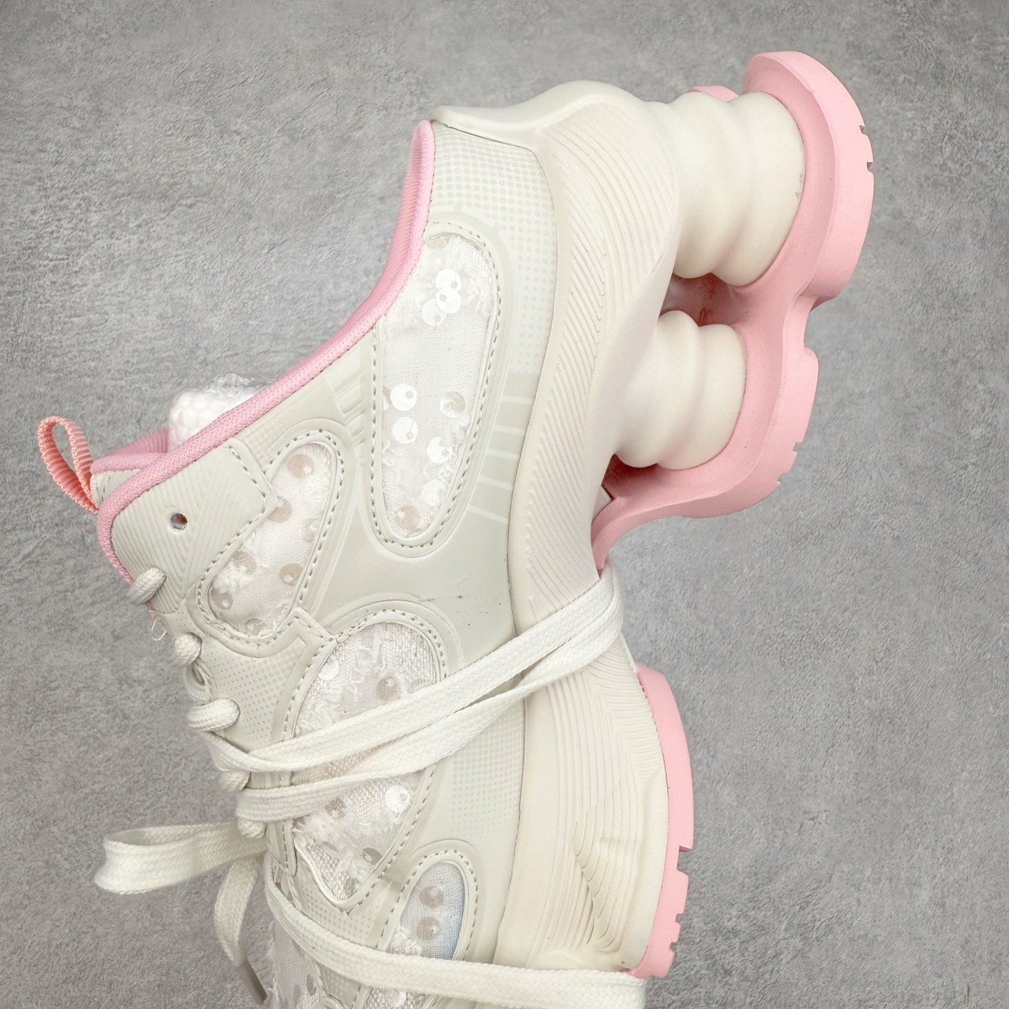 图片[7]-GG-CC白鹿同款老爹鞋 舒适百搭厚底春季新款女士休闲运动鞋系列 #广东大厂出品 完美细节 大长腿时髦look轻松定格 不费力展现率性氛围 酷帅机能风不规则设计大底 GGCC拼色造型设计 轻便舒适百搭 不管怎么搭都敲好看~ 尺码：35 36 37 38 39 40-选品中心