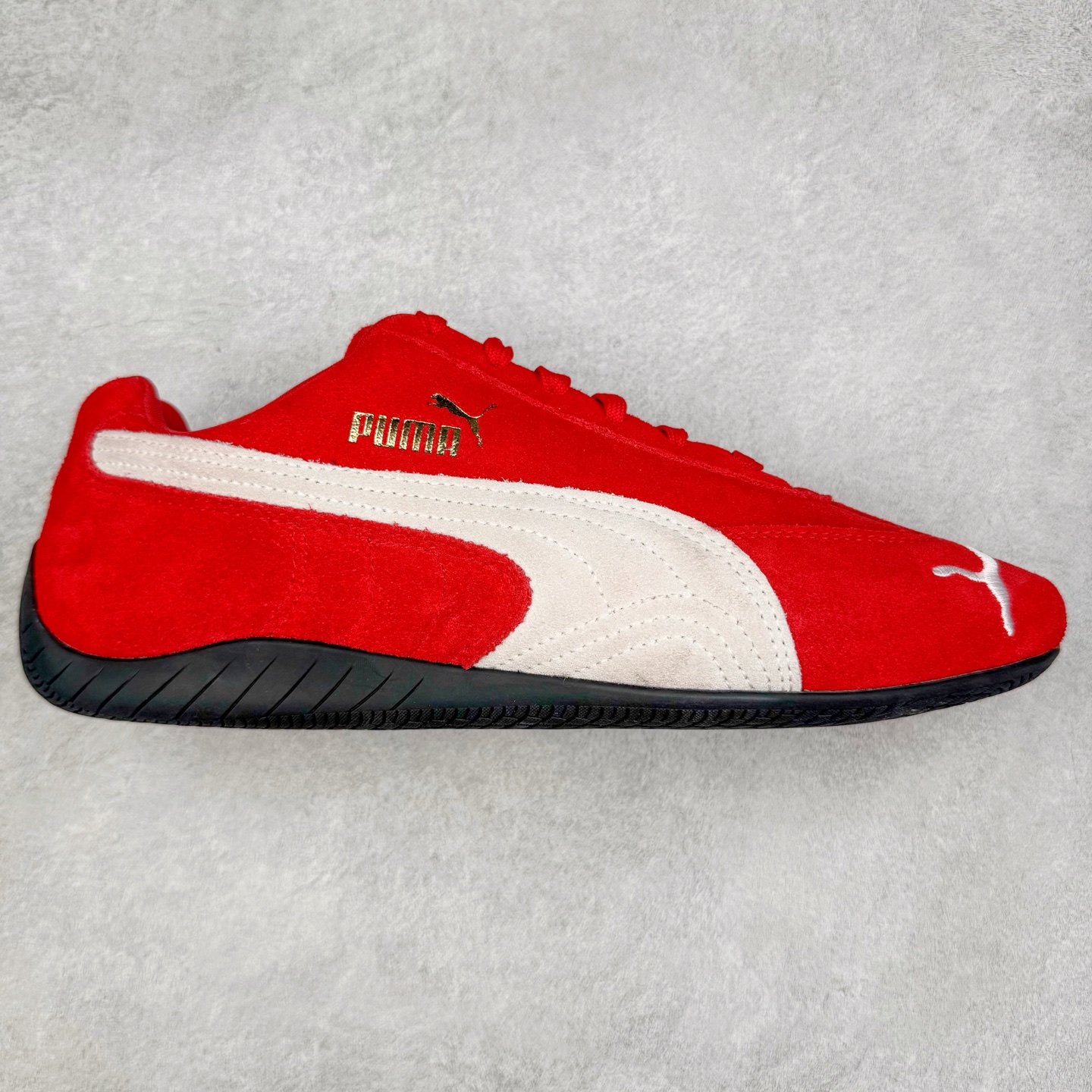＃纯原盲盒福利 PUMA Speedca OG 彪马极速赛车系列低帮德训风拼接复古百搭休闲运动赛车鞋 白菜价亏本清仓套现转新款 机不可失 好好把握 随机一双 只选尺码 商品款式均为上架顶级款式 单品零售价格2×× 保证稳赚不赔 无通货 无烂货 会有轻微瑕疵的情况 友情提醒 买到是亏还是赚 每个人定义不同福袋闷包理论上和赌博心理相同玩的就是惊喜 玩的就是心跳活动商品无严重质量问题不退换‼️尺码：35 36 36.5 37 38 38.5 39 40 40.5 41 42 42.5 43 44 44.5 45-选品中心