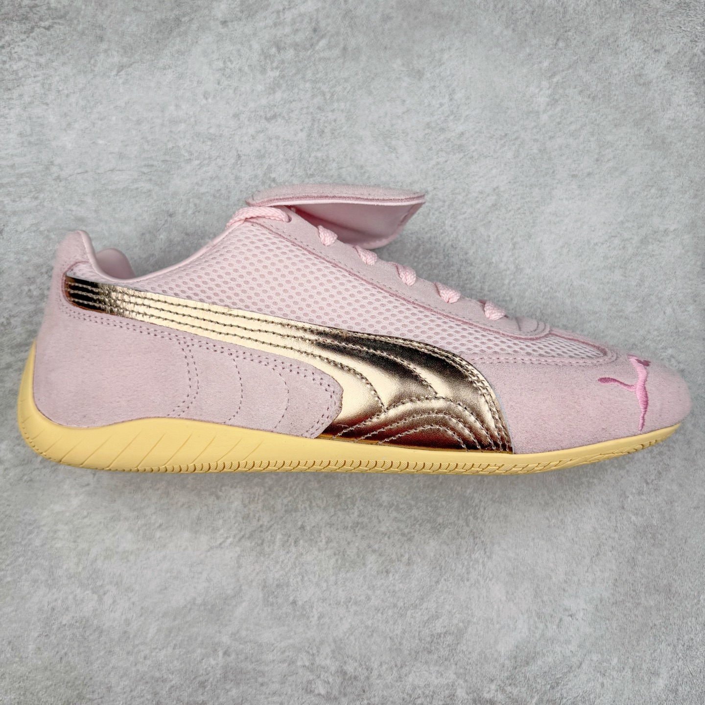 图片[7]-＃纯原盲盒福利 PUMA Speedca OG 彪马极速赛车系列低帮德训风拼接复古百搭休闲运动赛车鞋 白菜价亏本清仓套现转新款 机不可失 好好把握 随机一双 只选尺码 商品款式均为上架顶级款式 单品零售价格2×× 保证稳赚不赔 无通货 无烂货 会有轻微瑕疵的情况 友情提醒 买到是亏还是赚 每个人定义不同福袋闷包理论上和赌博心理相同玩的就是惊喜 玩的就是心跳活动商品无严重质量问题不退换‼️尺码：35 36 36.5 37 38 38.5 39 40 40.5 41 42 42.5 43 44 44.5 45-选品中心