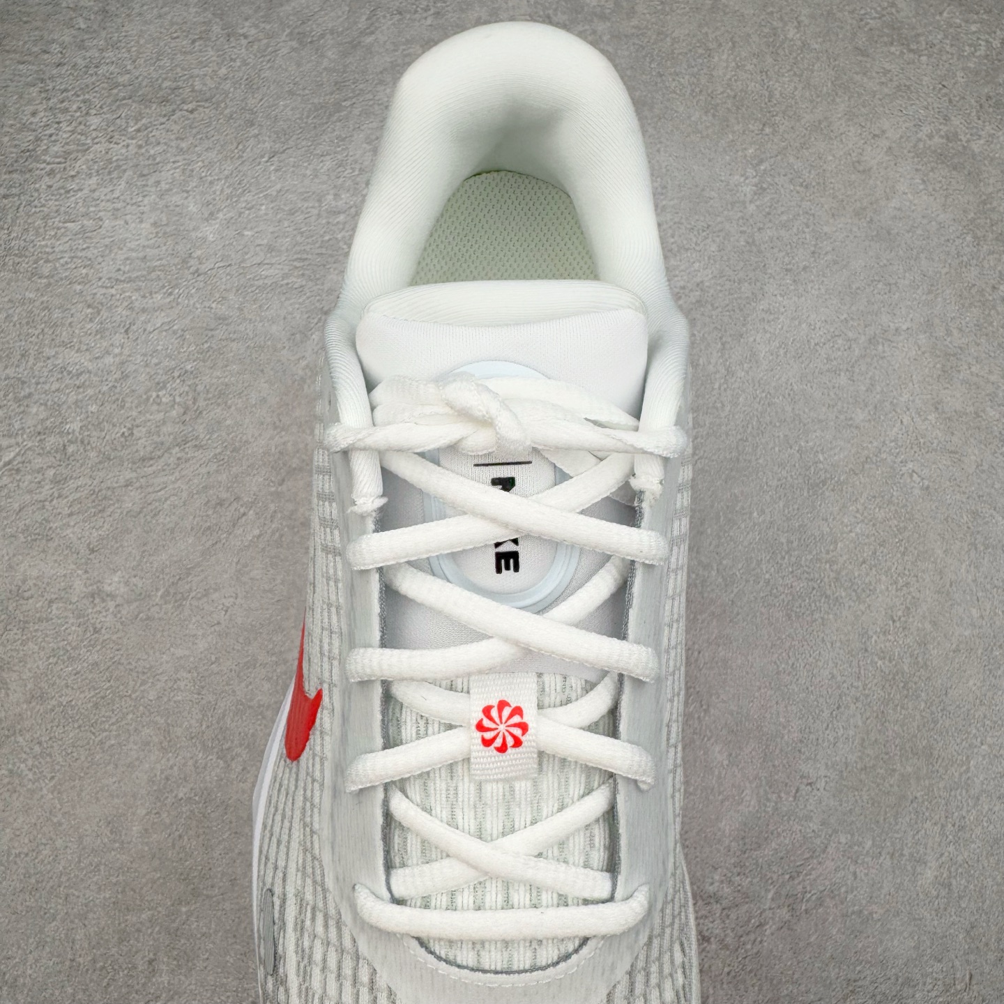 图片[5]-＃TG纯原 NK Journey Run 旅程慢跑系列低帮轻质缓震休闲运动公路跑步鞋 FN0228-106 采用科技织法轻盈织物合成鞋面材质 搭载柔软厚实ComfiRide 泡绵缓震组合外置防滑耐磨橡胶底片 穿上 Journey Run 公路跑步鞋 尽情畅跑 享受每一步的风景 搭载柔软厚实的 ComfiRide 泡绵缓震配置 助你征服充满挑战的路面 大步流星 微笑前行 该鞋款舒适非凡 让你爱不释脚 尺码：35.5 36 36.5 37.5 38 38.5 39 40 40.5 41 42 42.5 43 44 44.5 45-选品中心