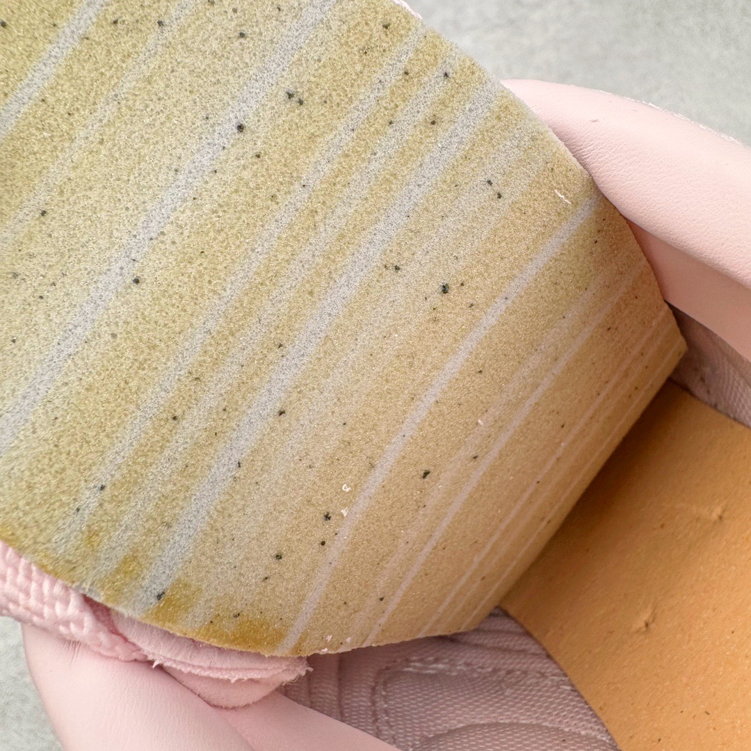 图片[12]-＃纯原盲盒福利 PUMA Speedca OG 彪马极速赛车系列低帮德训风拼接复古百搭休闲运动赛车鞋 白菜价亏本清仓套现转新款 机不可失 好好把握 随机一双 只选尺码 商品款式均为上架顶级款式 单品零售价格2×× 保证稳赚不赔 无通货 无烂货 会有轻微瑕疵的情况 友情提醒 买到是亏还是赚 每个人定义不同福袋闷包理论上和赌博心理相同玩的就是惊喜 玩的就是心跳活动商品无严重质量问题不退换‼️尺码：35 36 36.5 37 38 38.5 39 40 40.5 41 42 42.5 43 44 44.5 45-选品中心