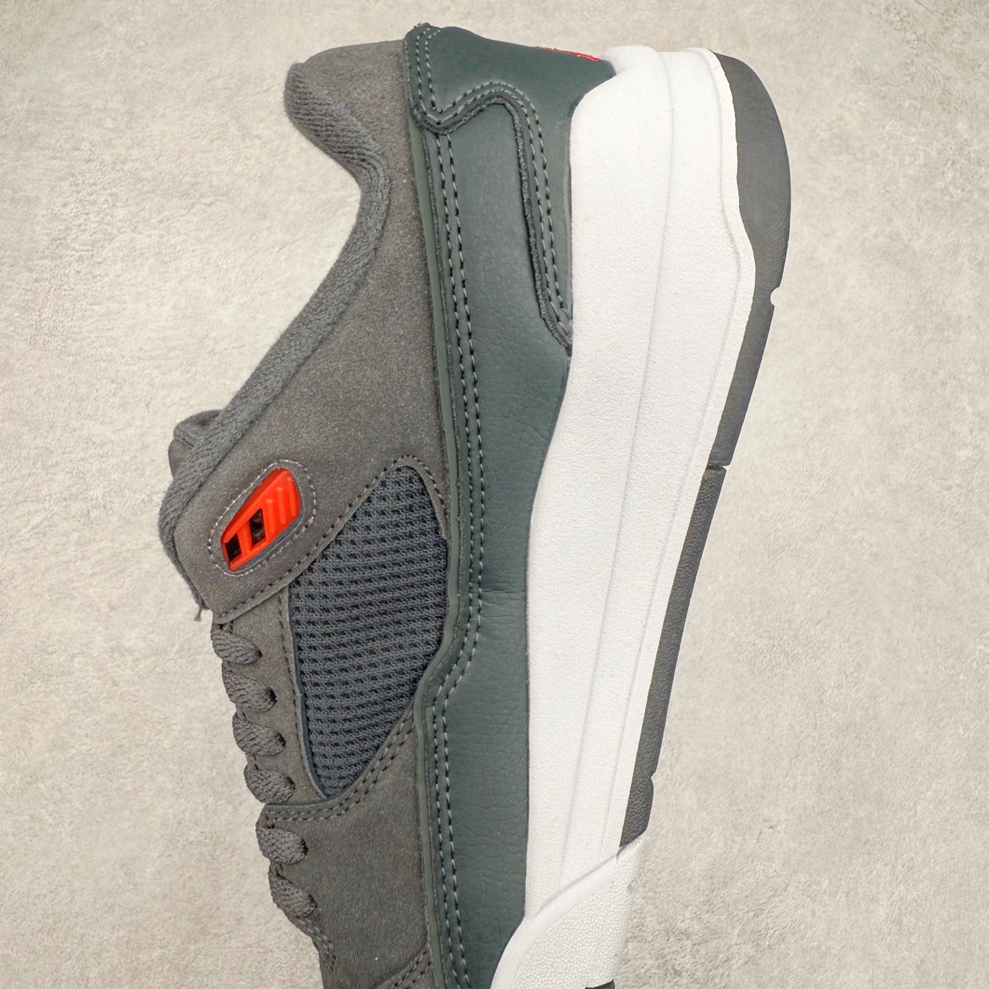 图片[7]-Jordan FLIGHT COURT AJ舒适百搭防滑耐磨低帮复古篮球鞋 HF3255-003 实拍调校N版已经零色差零失真 百分百还原实物色彩所见即所得 不存在货不对板色差等低级问题 选购参考实物拍摄 不混卖不参货 只用心做好货严格选品 承诺混一赔十 尺码：36 36.5 37.5 38 38.5 39 40 40.5 41 42 42.5 43 44 44.5 45-选品中心