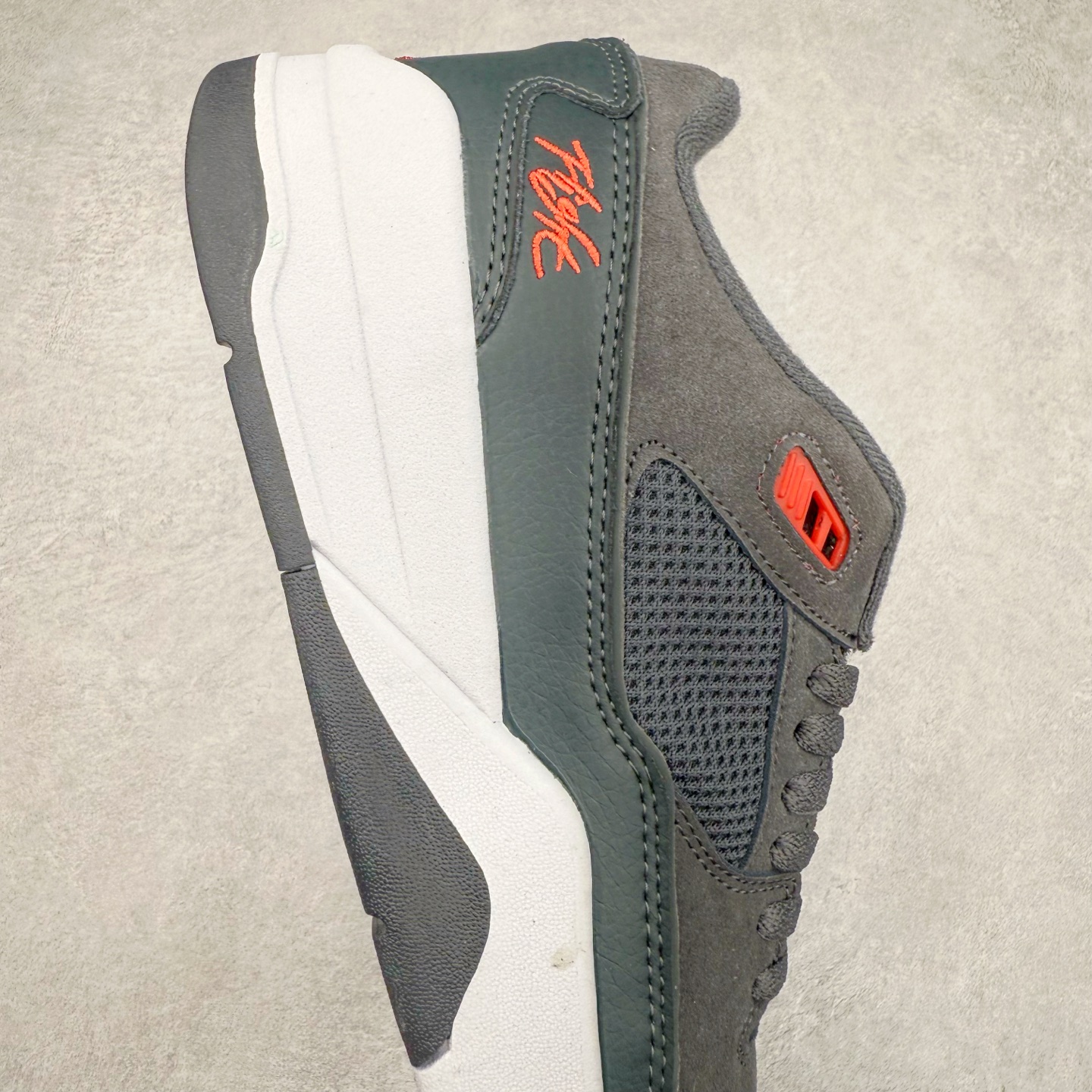 图片[6]-Jordan FLIGHT COURT AJ舒适百搭防滑耐磨低帮复古篮球鞋 HF3255-003 实拍调校N版已经零色差零失真 百分百还原实物色彩所见即所得 不存在货不对板色差等低级问题 选购参考实物拍摄 不混卖不参货 只用心做好货严格选品 承诺混一赔十 尺码：36 36.5 37.5 38 38.5 39 40 40.5 41 42 42.5 43 44 44.5 45-选品中心