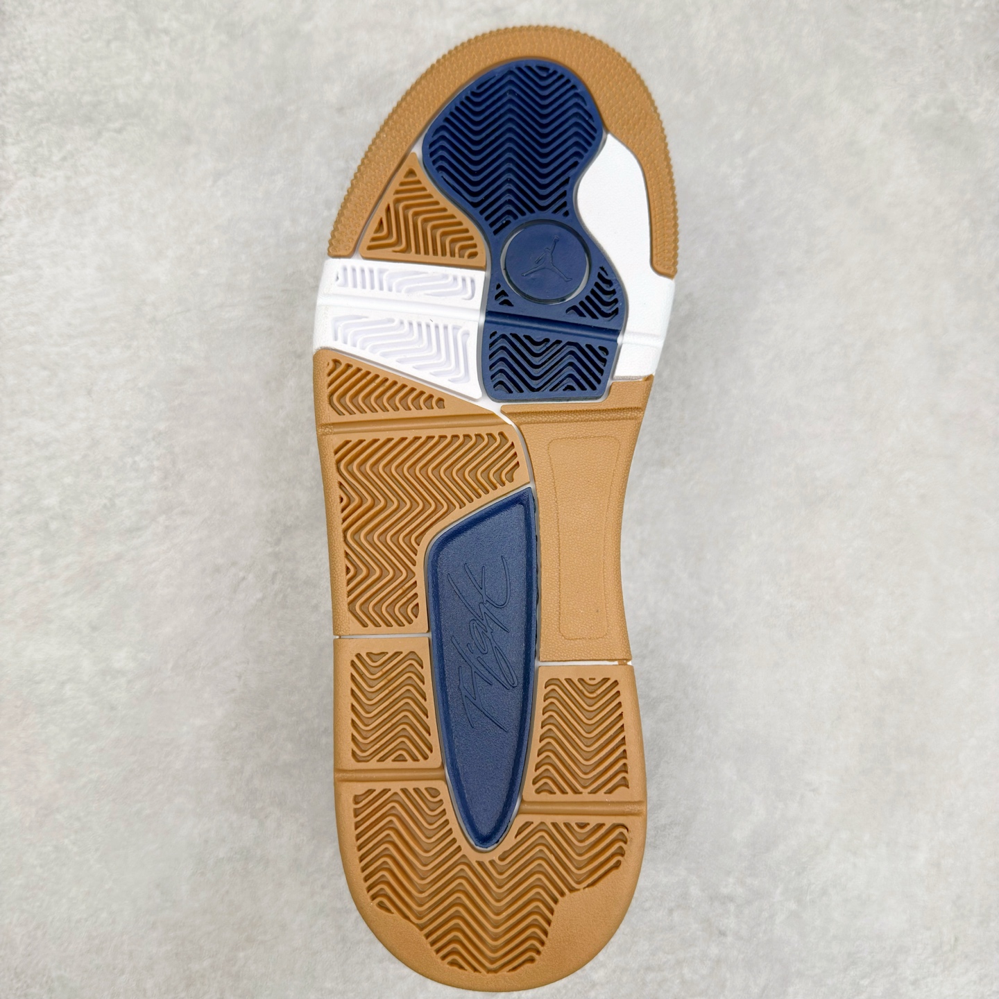 图片[9]-Jordan FLIGHT COURT AJ舒适百搭防滑耐磨低帮复古篮球鞋 HF3255-010 实拍调校N版已经零色差零失真 百分百还原实物色彩所见即所得 不存在货不对板色差等低级问题 选购参考实物拍摄 不混卖不参货 只用心做好货严格选品 承诺混一赔十 尺码：36 36.5 37.5 38 38.5 39 40 40.5 41 42 42.5 43 44 44.5 45-选品中心