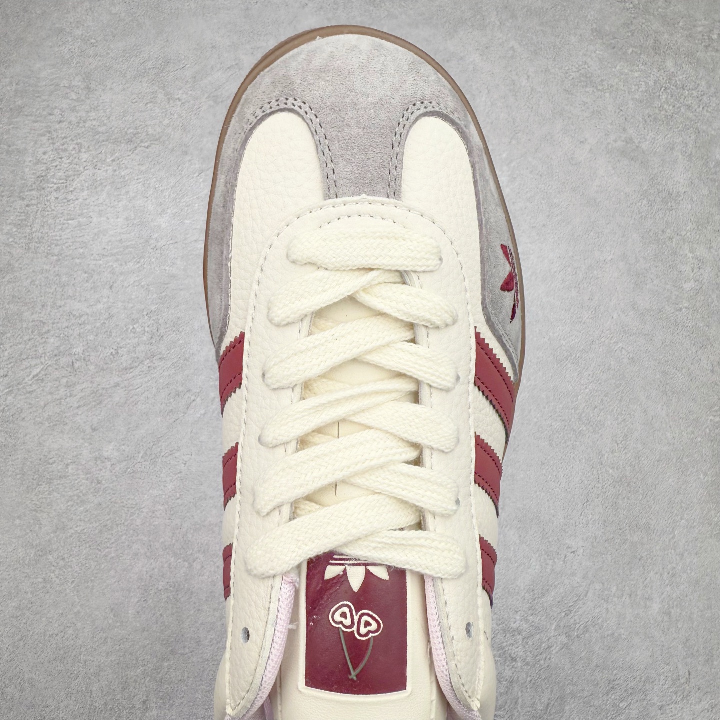 图片[4]-＃C2 AD Gazelle Indoor Trainers 羚羊内训系列低帮复古百搭休闲运动德训风板鞋 DM1234 90年代经典的复刻版！自60年代以足球训练鞋面世以来,Gazelle就以其经典设计席卷全球。1991年版本的复刻,再造经典Gazelle。采用皮革打造,搭配浊色细节,让这款经典更加简约。尺码：36 36⅔ 37⅓ 38 38⅔ 39⅓ 40 40⅔ 41⅓ 42 42⅔ 43⅓ 44⅓ 44⅔ 45-选品中心