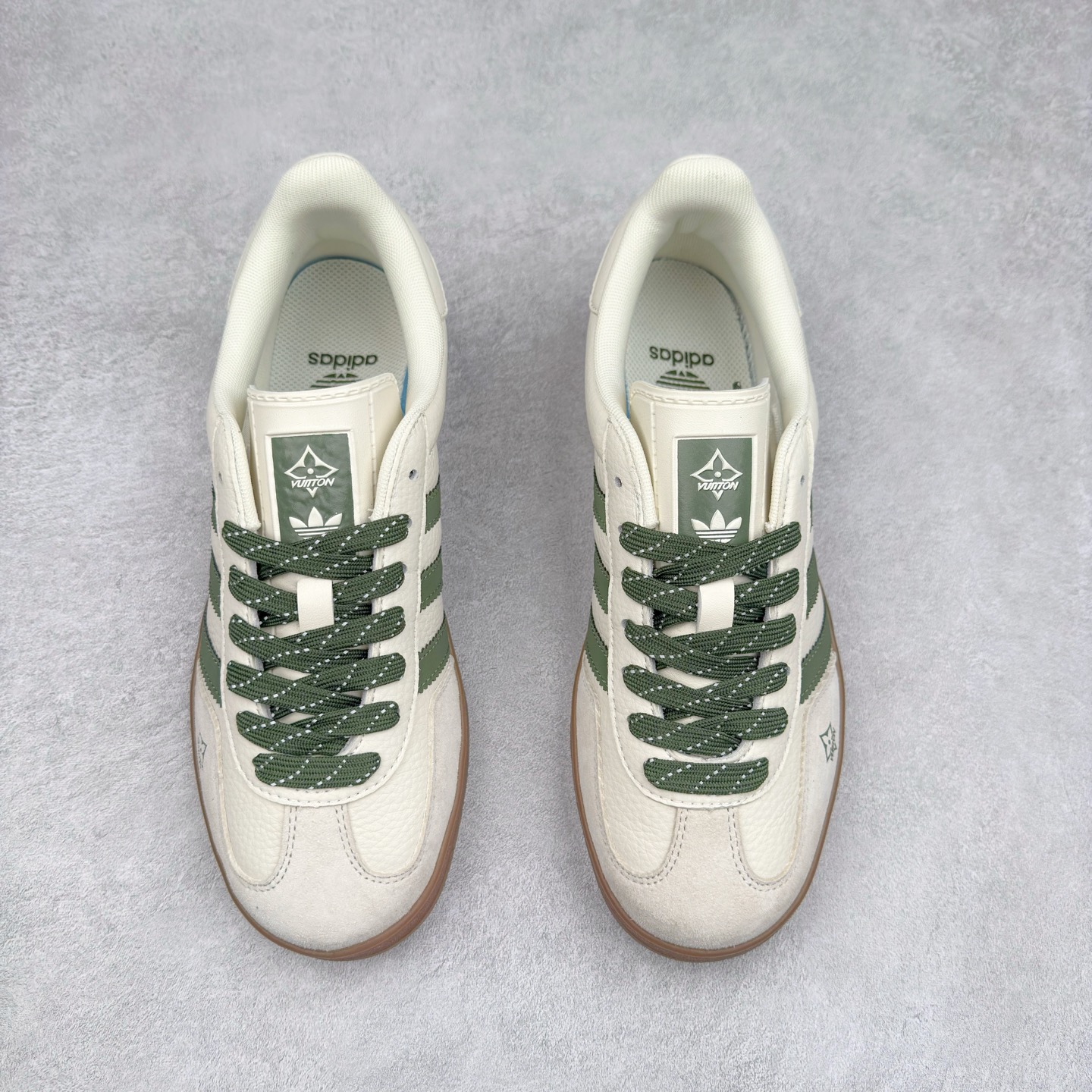 图片[2]-＃C2 AD Gazelle Indoor Trainers 羚羊内训系列低帮复古百搭休闲运动德训风板鞋 DM1234 90年代经典的复刻版！自60年代以足球训练鞋面世以来,Gazelle就以其经典设计席卷全球。1991年版本的复刻,再造经典Gazelle。采用皮革打造,搭配浊色细节,让这款经典更加简约。尺码：36 36⅔ 37⅓ 38 38⅔ 39⅓ 40 40⅔ 41⅓ 42 42⅔ 43⅓ 44⅓ 44⅔ 45-选品中心