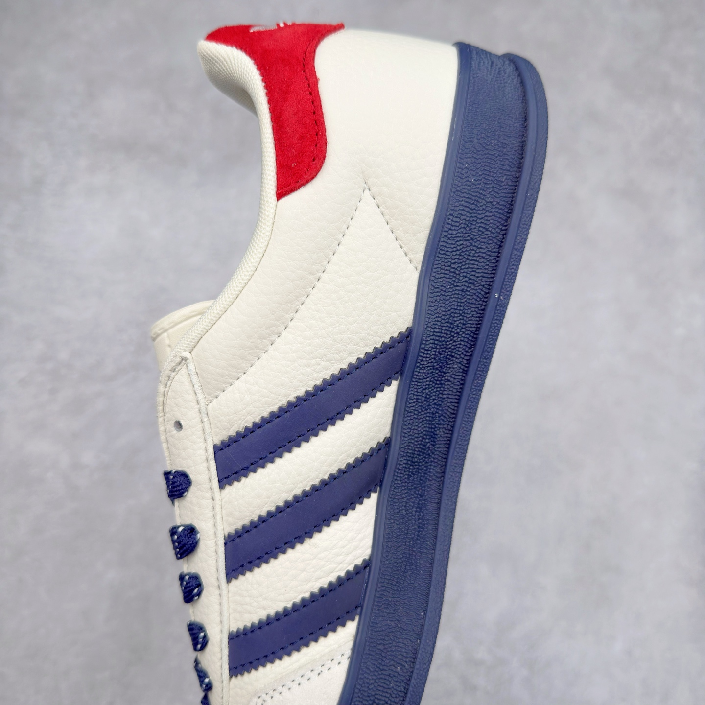 图片[7]-＃C2 AD Gazelle Indoor Trainers 羚羊内训系列低帮复古百搭休闲运动德训风板鞋 DM1234 90年代经典的复刻版！自60年代以足球训练鞋面世以来,Gazelle就以其经典设计席卷全球。1991年版本的复刻,再造经典Gazelle。采用皮革打造,搭配浊色细节,让这款经典更加简约。尺码：36 36⅔ 37⅓ 38 38⅔ 39⅓ 40 40⅔ 41⅓ 42 42⅔ 43⅓ 44⅓ 44⅔ 45-选品中心