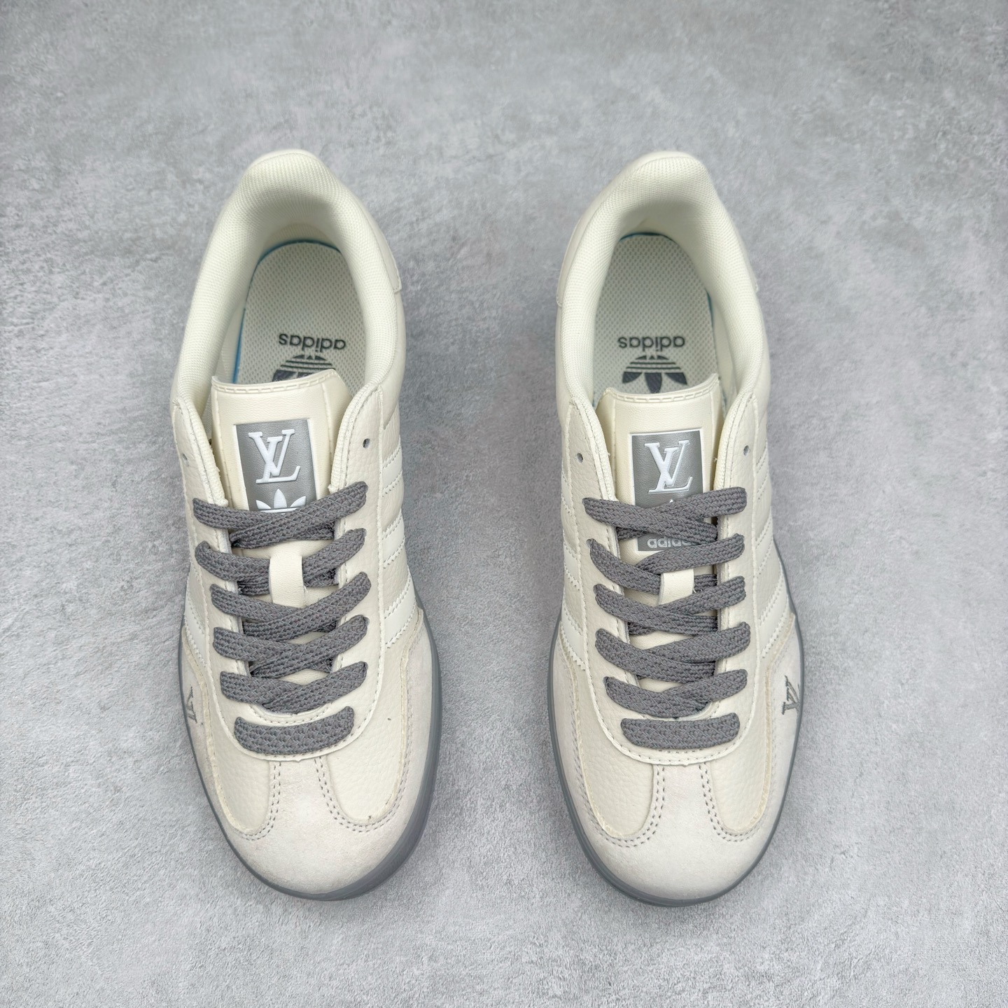 图片[2]-＃C2 AD Gazelle Indoor Trainers 羚羊内训系列低帮复古百搭休闲运动德训风板鞋 DM1234 90年代经典的复刻版！自60年代以足球训练鞋面世以来,Gazelle就以其经典设计席卷全球。1991年版本的复刻,再造经典Gazelle。采用皮革打造,搭配浊色细节,让这款经典更加简约。尺码：36 36⅔ 37⅓ 38 38⅔ 39⅓ 40 40⅔ 41⅓ 42 42⅔ 43⅓ 44⅓ 44⅔ 45-选品中心
