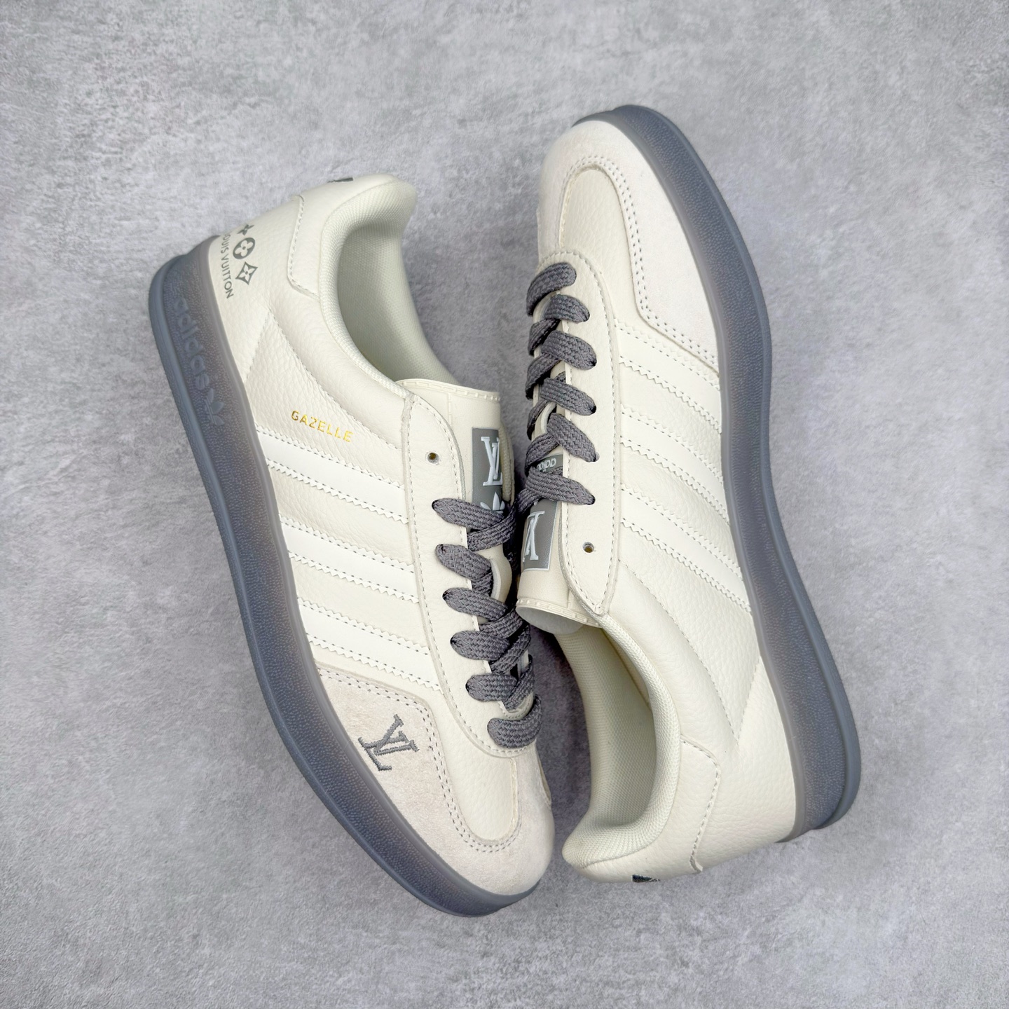 图片[3]-＃C2 AD Gazelle Indoor Trainers 羚羊内训系列低帮复古百搭休闲运动德训风板鞋 DM1234 90年代经典的复刻版！自60年代以足球训练鞋面世以来,Gazelle就以其经典设计席卷全球。1991年版本的复刻,再造经典Gazelle。采用皮革打造,搭配浊色细节,让这款经典更加简约。尺码：36 36⅔ 37⅓ 38 38⅔ 39⅓ 40 40⅔ 41⅓ 42 42⅔ 43⅓ 44⅓ 44⅔ 45-选品中心