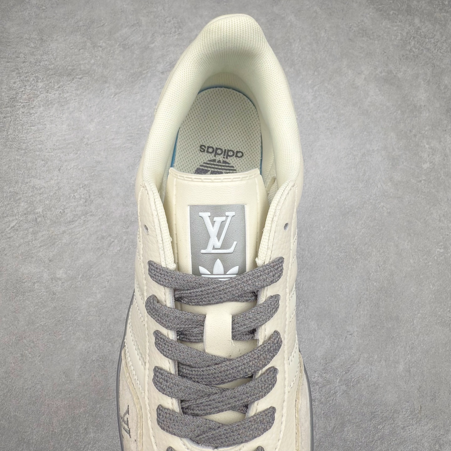 图片[5]-＃C2 AD Gazelle Indoor Trainers 羚羊内训系列低帮复古百搭休闲运动德训风板鞋 DM1234 90年代经典的复刻版！自60年代以足球训练鞋面世以来,Gazelle就以其经典设计席卷全球。1991年版本的复刻,再造经典Gazelle。采用皮革打造,搭配浊色细节,让这款经典更加简约。尺码：36 36⅔ 37⅓ 38 38⅔ 39⅓ 40 40⅔ 41⅓ 42 42⅔ 43⅓ 44⅓ 44⅔ 45-选品中心