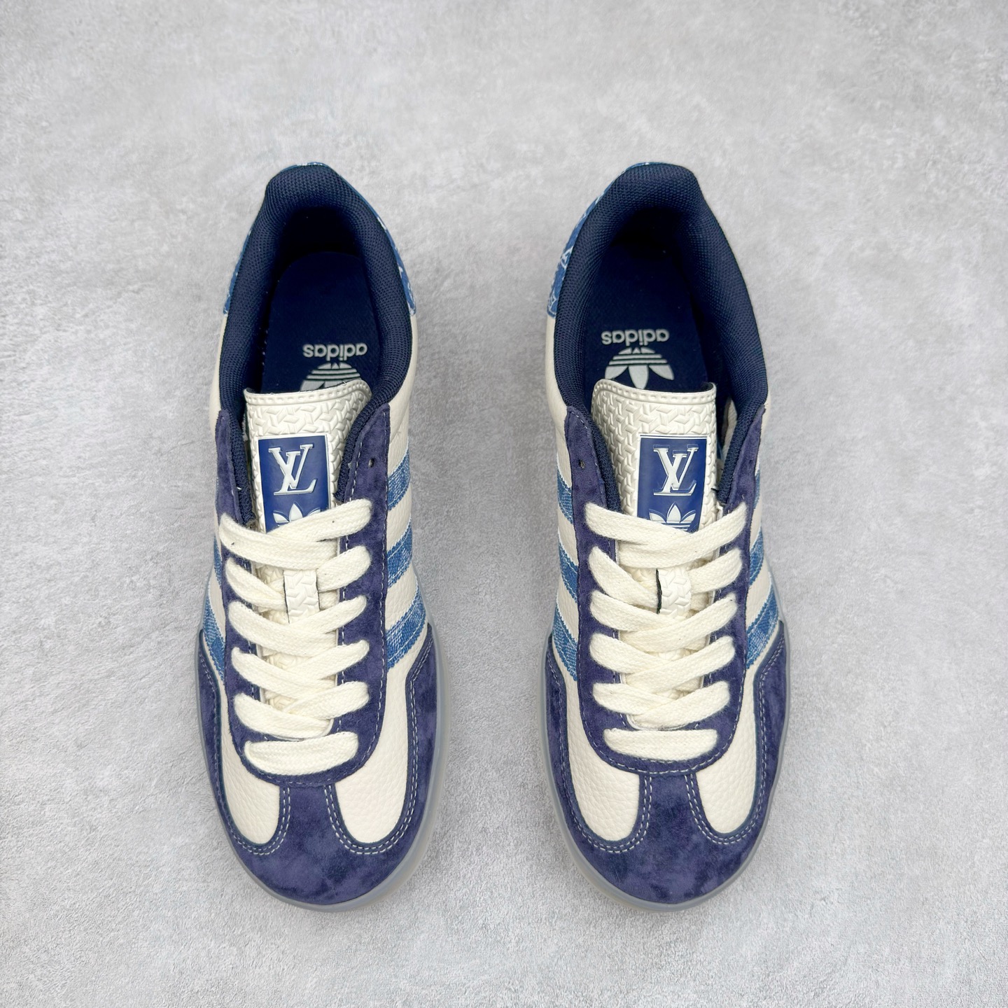 图片[2]-＃C2 AD Gazelle Indoor Trainers 羚羊内训系列低帮复古百搭休闲运动德训风板鞋 DM1234 90年代经典的复刻版！自60年代以足球训练鞋面世以来,Gazelle就以其经典设计席卷全球。1991年版本的复刻,再造经典Gazelle。采用皮革打造,搭配浊色细节,让这款经典更加简约。尺码：36 36⅔ 37⅓ 38 38⅔ 39⅓ 40 40⅔ 41⅓ 42 42⅔ 43⅓ 44⅓ 44⅔ 45-选品中心