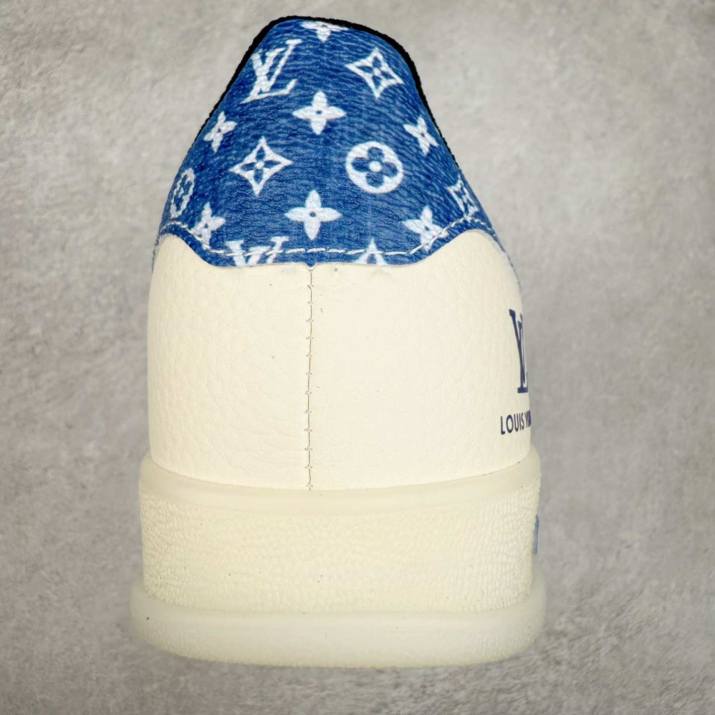 图片[8]-＃C2 AD Gazelle Indoor Trainers 羚羊内训系列低帮复古百搭休闲运动德训风板鞋 DM1234 90年代经典的复刻版！自60年代以足球训练鞋面世以来,Gazelle就以其经典设计席卷全球。1991年版本的复刻,再造经典Gazelle。采用皮革打造,搭配浊色细节,让这款经典更加简约。尺码：36 36⅔ 37⅓ 38 38⅔ 39⅓ 40 40⅔ 41⅓ 42 42⅔ 43⅓ 44⅓ 44⅔ 45-选品中心