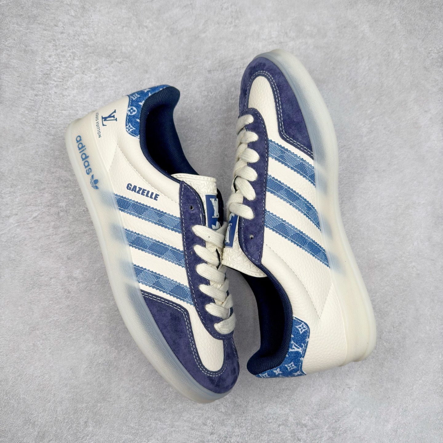 图片[3]-＃C2 AD Gazelle Indoor Trainers 羚羊内训系列低帮复古百搭休闲运动德训风板鞋 DM1234 90年代经典的复刻版！自60年代以足球训练鞋面世以来,Gazelle就以其经典设计席卷全球。1991年版本的复刻,再造经典Gazelle。采用皮革打造,搭配浊色细节,让这款经典更加简约。尺码：36 36⅔ 37⅓ 38 38⅔ 39⅓ 40 40⅔ 41⅓ 42 42⅔ 43⅓ 44⅓ 44⅔ 45-选品中心