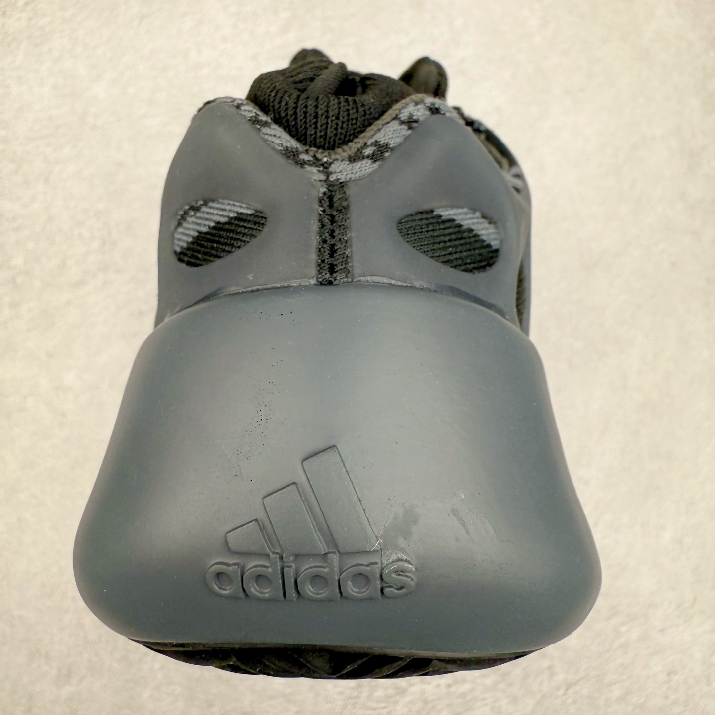 图片[8]-AD Yeezy 700V3 全套原楦原纸版 打造灵魂正确版型 原厂贾卡原面 纹路与正品一致 高频进口夜光KPU完美组合原面 呈现炫丽星空夜光效果 此款非Boost爆米花科技 鞋底采用BOUNCE 全新缓震科技 脚感同样舒适 偏小一码 尺码：36 36.5 37.5 38 38.5 39 40 40.5 41 42 42.5 43 44 44.5 45 46-选品中心