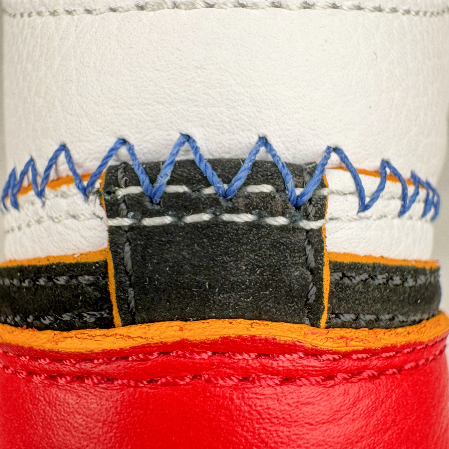 图片[13]-＃XP纯原 Union x Air Jordan AJ1 Retro High NRG 联名四色拼接黑白红 BV1300-106 原盒原配 原厂拉帮工艺 针距密度一致 全新升级网板中底 原楦原纸板开发 后跟弧度收口自然不对折 极致一眼正品既视感 原厂皮料 进口玻璃冲刀皮料裁剪零毛边 承诺百分百一致原鞋 全鞋电脑针车工艺 鞋面清洁度最高QC检验标准 控制溢胶 飞翼3D高频深度立体 鞋盒、防尘纸 均采购来自原厂 尺码：36 36.5 37.5 38 38.5 39 40 40.5 41 42 42.5 43 44 44.5 45 46 47.5-选品中心