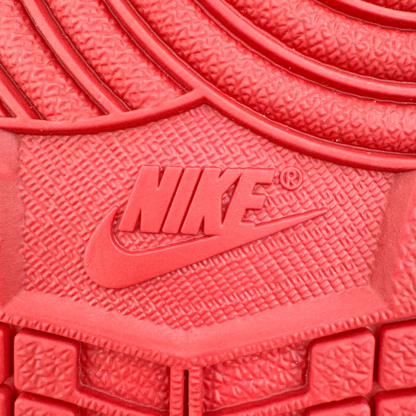 图片[16]-＃XP纯原 Union x Air Jordan AJ1 Retro High NRG 联名四色拼接黑白红 BV1300-106 原盒原配 原厂拉帮工艺 针距密度一致 全新升级网板中底 原楦原纸板开发 后跟弧度收口自然不对折 极致一眼正品既视感 原厂皮料 进口玻璃冲刀皮料裁剪零毛边 承诺百分百一致原鞋 全鞋电脑针车工艺 鞋面清洁度最高QC检验标准 控制溢胶 飞翼3D高频深度立体 鞋盒、防尘纸 均采购来自原厂 尺码：36 36.5 37.5 38 38.5 39 40 40.5 41 42 42.5 43 44 44.5 45 46 47.5-选品中心