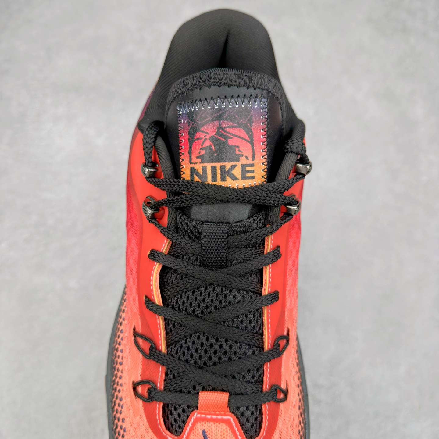 图片[5]-NK G.T. Cut Street EP GT4代实战篮球鞋 HF0230-200 该鞋款采用出众回弹设计 为切入、转向和移步篮筐提供出色的能量回馈 回弹性能带来弹力充沛的迈步体验 助你爆发疾速 全掌型 ZoomX 泡绵 缔造弹力出众的轻盈迈步体验 助你在比赛升温时能够急速快攻 驰骋全场 鞋面绳线与鞋带相结合 有助稳固前足 后跟搭配加垫鞋口 为脚踝营造舒适稳固感受 全掌型 ZoomX 泡绵 能够带来出众的能量回馈 前足外侧采用精巧塑料覆面 在瞬间爆发时提供稳固脚感 尺码：39 40 40.5 41 42 42.5 43 44 44.5 45 46-选品中心