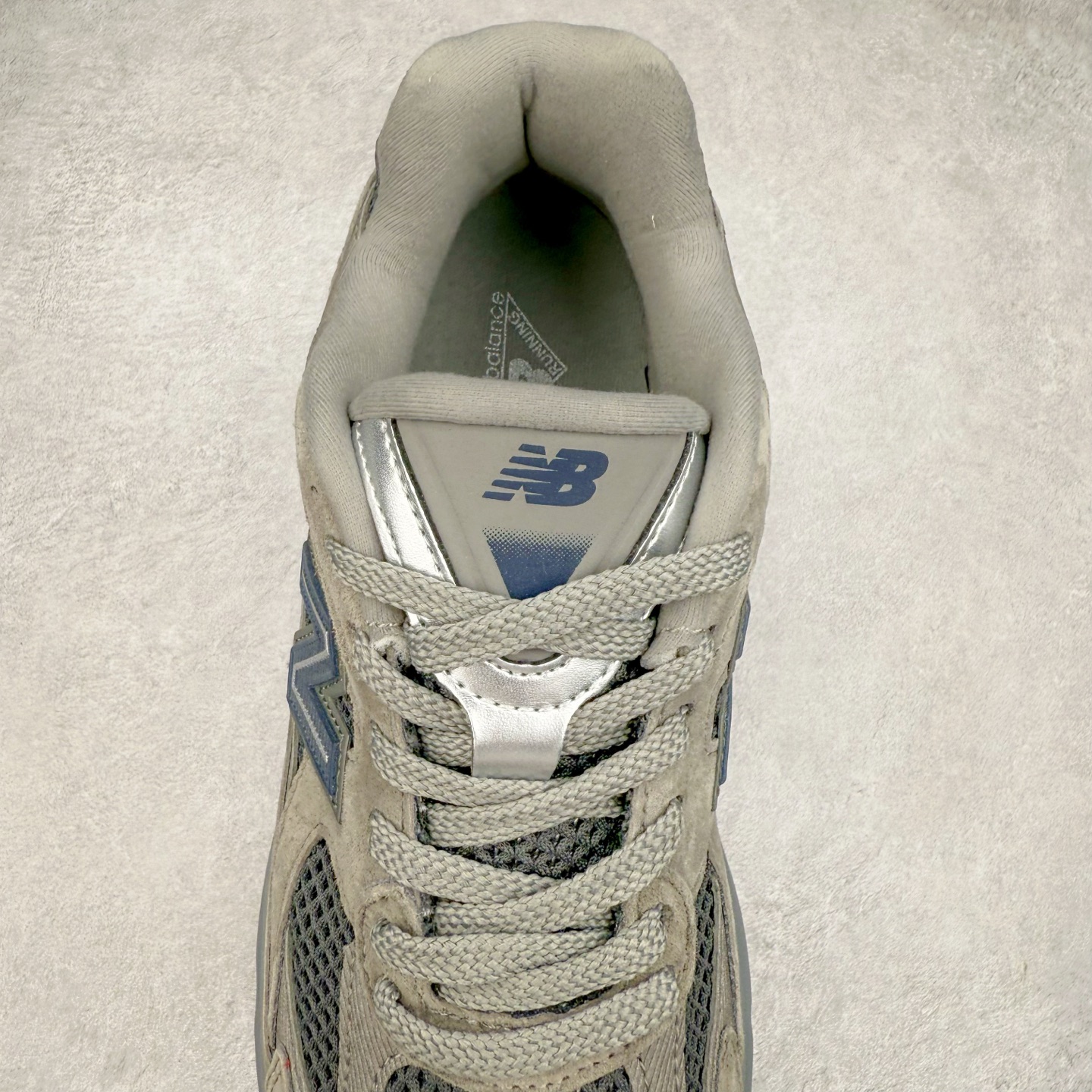 图片[5]-New Balance NB2010系列新百伦经典复古休闲运动板鞋 以ENCAP中底配以升级版 N-ERGY缓震物料 鞋面则采用特色的柔软麂皮搭以NewBalance经典的尼龙网布 低调中还原跑鞋本真 更年轻化的设计理念与材质 让新世代青年得以用全新视角体验经典鞋款的传奇魅力 货号：U2010NB13731 尺码：36 37 37.5 38 38.5 39.5 40 40.5 41.5 42 42.5 43 44 45 46-选品中心