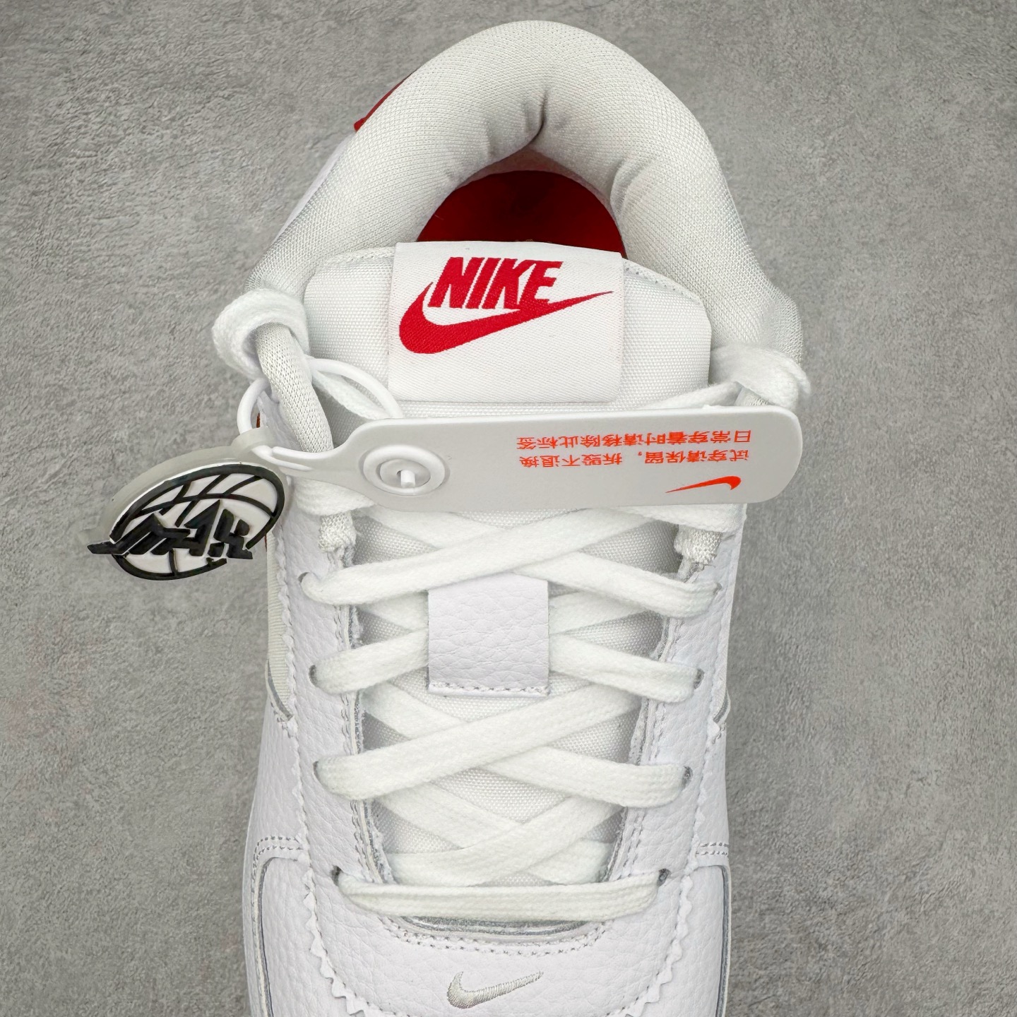 图片[5]-＃灭世/Max NK Book 1 Devin Booker 德文·布克一代男子实战篮球鞋 白蓝红 FJ4250-105 灭世纯原革新出货‼️缓震配置独家革新！实战属性直接拉满👊🏻实战 天花板上限再度提升！实战亲测-性能体验吊打国产同价位鞋款（为满足海外市场 布克一代最大尺码为47.5） ⚫️增配前掌鹅蛋ZOOM ➕抗扭片➕后掌马蹄ZOOM气垫（正品仅配置后掌zoom气垫） ⚫️采用科比4代鞋楦以及龙骨数据打造！小科4实至名归！（完美解决正品压脚趾问题） ⚫️鞋身➕鞋头增配高频补强层，提升鞋头以及脚踝支撑性 ⚫️鞋垫采用科比4代元年高弹缓震垫材质-磨合一场直接贴合脚型☑️ ⚫️外底加厚2mm，wow10止滑配方，无需磨合，抓地性能原地起飞 最强布克一代有且只在灭世纯原（支持市场任意货品正面PK） 真材实料，肉眼可见！革新升级绝非空穴来风！灭世纯原内外兼修，用态度诠释实战新篇章👊🏻 Book 1 尺码 39-47.5-选品中心