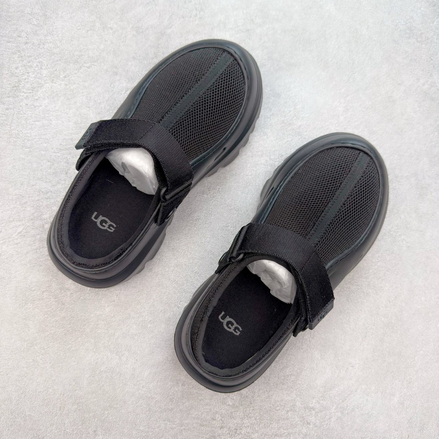 图片[3]-＃SP原厂 UGG 6912 Tasman Lug 绒面革圆头轻盈低帮生活休闲鞋凉鞋 全鞋采用ZP同厂 隆丰A级澳洲进口羊皮毛一体 品牌代工厂生产线 完全遵循ZP工艺流程 代工厂原厂版师 秉承无原鞋不开发选择 注重每一处细节 市面最正版型 TREADLITE\\\”轻翼\\\”科技外底 轻便/耐用/柔韧/桩型【售后郑重承诺】一个月内若出现重大脱胶/断底等质量问题 直接为您换新！尺码：35 36 37 38 39 40-选品中心