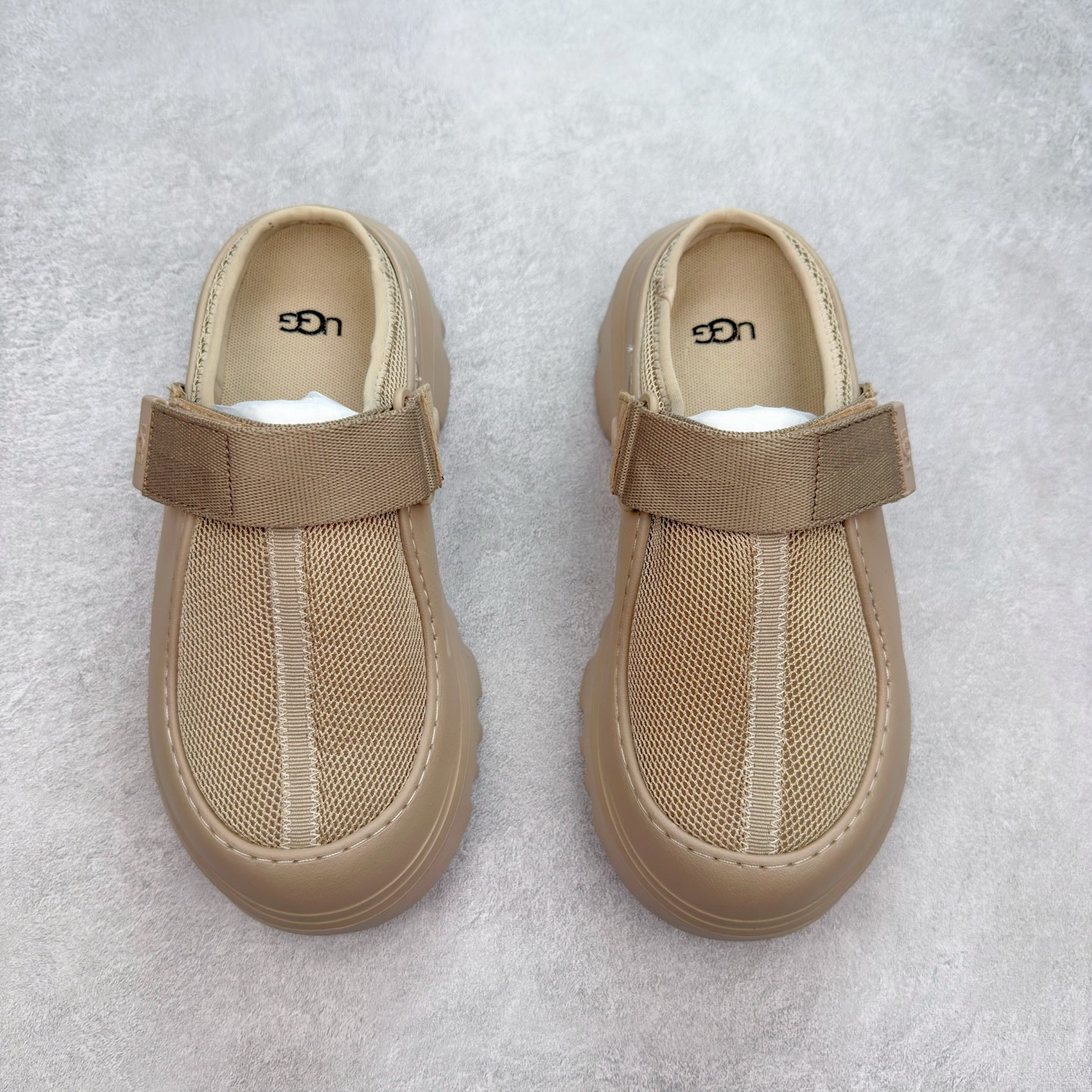 图片[2]-＃SP原厂 UGG 6912 Tasman Lug 绒面革圆头轻盈低帮生活休闲鞋凉鞋 全鞋采用ZP同厂 隆丰A级澳洲进口羊皮毛一体 品牌代工厂生产线 完全遵循ZP工艺流程 代工厂原厂版师 秉承无原鞋不开发选择 注重每一处细节 市面最正版型 TREADLITE\\\”轻翼\\\”科技外底 轻便/耐用/柔韧/桩型【售后郑重承诺】一个月内若出现重大脱胶/断底等质量问题 直接为您换新！尺码：35 36 37 38 39 40-选品中心