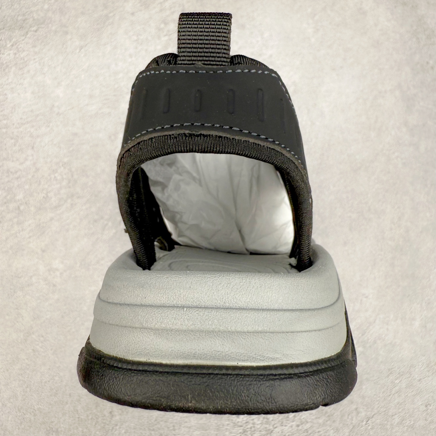 图片[8]-Ecco/爱步 境界系列25ss夏季舒适防滑魔术贴包头凉鞋 甄选牛皮鞋面 细腻亲肤清爽 多种拼接设计 时尚有型 潮流穿搭 粘条设计 操作简单，舒适合脚穿脱方便 舒适内里材质，细腻贴脚 亲肤舒适不伤脚 搭配柔软鞋垫 有效缓压 橡胶大底，简约不简单 在不同环境下，都能提供优秀的抓地力和耐损效果 潮弄风尚 不羁腔调 尺码：39 40 41 42 43 44（皮鞋码）-选品中心