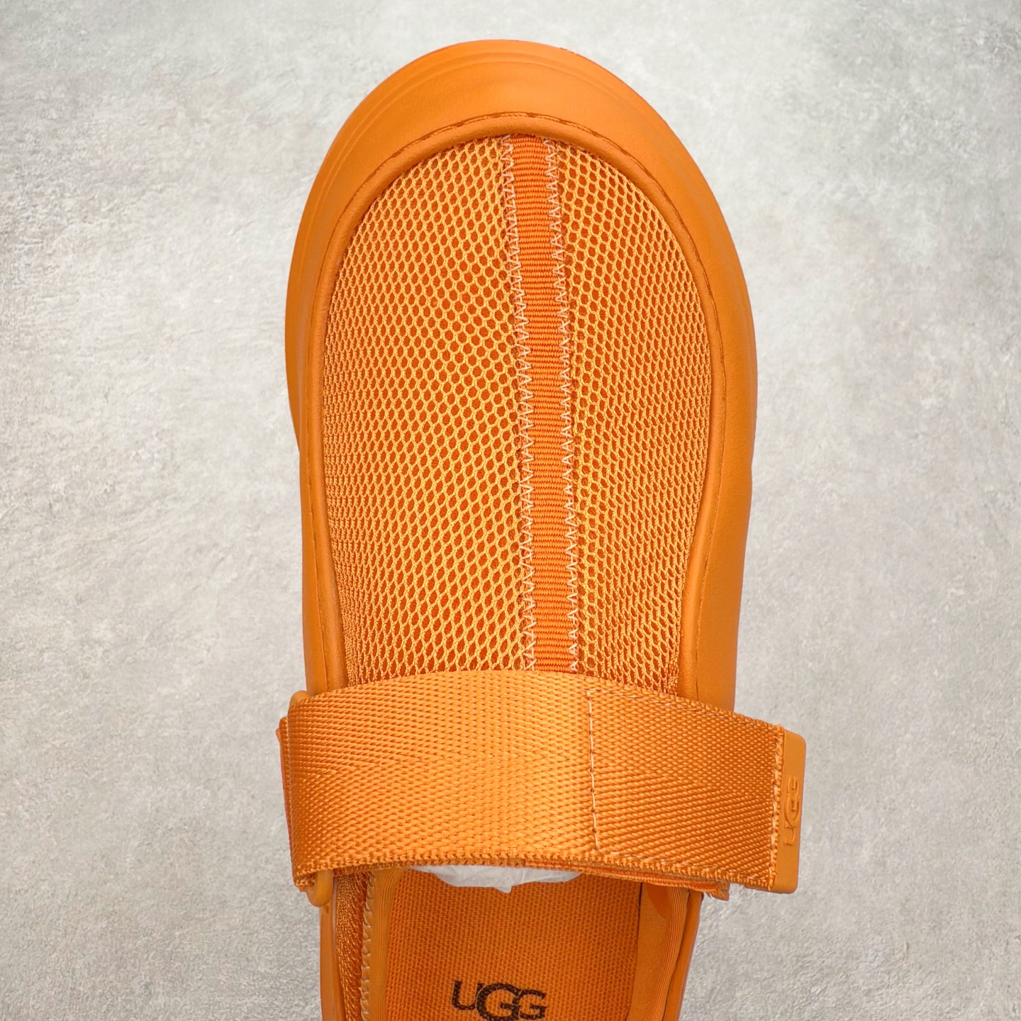 图片[4]-＃SP原厂 UGG 6912 Tasman Lug 绒面革圆头轻盈低帮生活休闲鞋凉鞋 全鞋采用ZP同厂 隆丰A级澳洲进口羊皮毛一体 品牌代工厂生产线 完全遵循ZP工艺流程 代工厂原厂版师 秉承无原鞋不开发选择 注重每一处细节 市面最正版型 TREADLITE\\\”轻翼\\\”科技外底 轻便/耐用/柔韧/桩型【售后郑重承诺】一个月内若出现重大脱胶/断底等质量问题 直接为您换新！尺码：35 36 37 38 39 40-选品中心