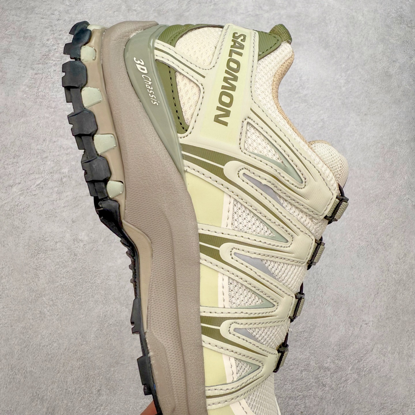 图片[6]-＃福利特价 SALOMON XA Pro 3D ADV 萨洛蒙潮流越野机能户外功能鞋 纯原外贸平台特供订单 耗时半年巨作 全套原纸板楦头开发 原厂特供网布配套加持 确保原汁原味 完美呈现版型 原档数据独家私模五层组合大底 原装Ortholite轻量化鞋垫 中底布带钢印编号 原厂TPU锁扣 进口港宝加持 后跟自然饱满 还原公司包裹性 鞋面采用SENSIFT贴合技术 全方位贴合包裹脚型 鞋跟部鞋底牵引设计 提供强大的抓地性能 更适应野外崎岖不平的道路 其3D ADVANCED CHASSIS底盘 材料轻量大化 钉齿设计更具稳定性 防护性 鞋底易磨损区运用CONTAGRIP高耐磨材料 应对城市硬质路面长距离跑考验 尺码：36 36.5 37.5 38 38.5 39 40 40.5 41 42 42.5 43 44 44.5 45-选品中心