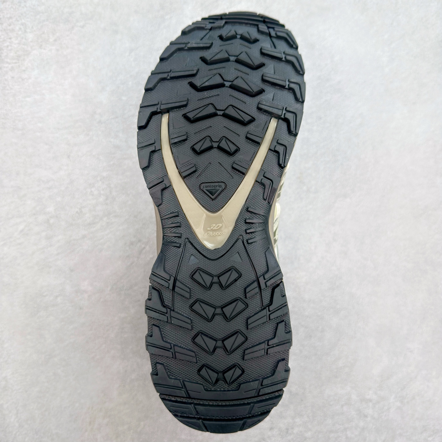 图片[9]-＃福利特价 SALOMON XA Pro 3D ADV 萨洛蒙潮流越野机能户外功能鞋 纯原外贸平台特供订单 耗时半年巨作 全套原纸板楦头开发 原厂特供网布配套加持 确保原汁原味 完美呈现版型 原档数据独家私模五层组合大底 原装Ortholite轻量化鞋垫 中底布带钢印编号 原厂TPU锁扣 进口港宝加持 后跟自然饱满 还原公司包裹性 鞋面采用SENSIFT贴合技术 全方位贴合包裹脚型 鞋跟部鞋底牵引设计 提供强大的抓地性能 更适应野外崎岖不平的道路 其3D ADVANCED CHASSIS底盘 材料轻量大化 钉齿设计更具稳定性 防护性 鞋底易磨损区运用CONTAGRIP高耐磨材料 应对城市硬质路面长距离跑考验 尺码：36 36.5 37.5 38 38.5 39 40 40.5 41 42 42.5 43 44 44.5 45-选品中心