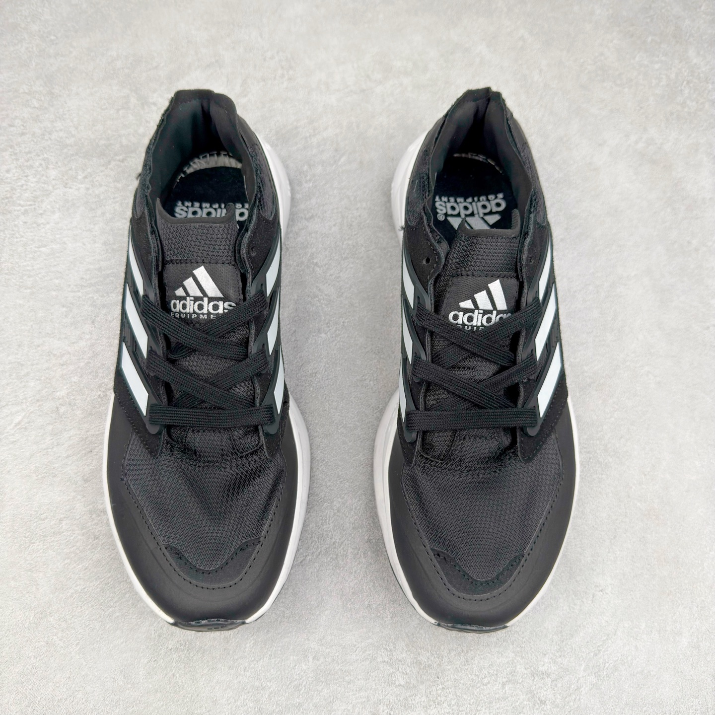 图片[2]-AD EQUIPMENT AGRAVIC 舒适百搭防滑耐磨低帮跑步鞋 厚底增高老爹鞋 复古运动风盛行，这双AD的 Equipment Agravic 可以成为新的选择。OG 味道恰到好处，但又自带一些现代气息。这是一双很有意思的款式，用到了越野跑顶级款式的大底，用到了Equipment标志配色的复古鞋面。这种组合还挺别出心裁的。充满工业美感的阿迪EQT，lightstrike Pro注塑发泡和马牌越野底的组合.尺码：36 36⅔ 37⅓ 38 38⅔ 39⅓ 40 40⅔ 41⅓ 42 42⅔ 43⅓ 44 45-选品中心