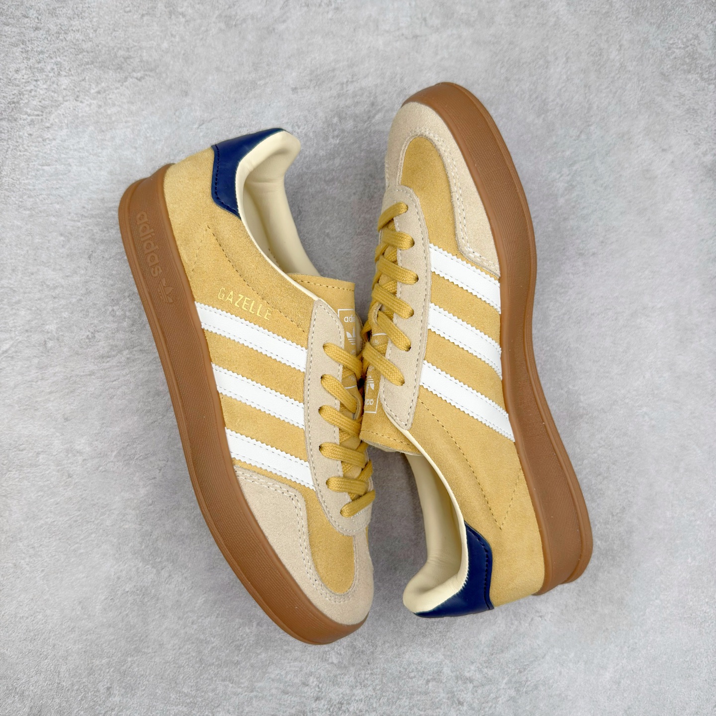 图片[3]-AD Gazelle Indoor Trainers 羚羊内训系列低帮复古百搭休闲运动德训风板鞋 JI3523 90年代经典的复刻版！自60年代以足球训练鞋面世以来,Gazelle就以其经典设计席卷全球。1991年版本的复刻,再造经典Gazelle。采用皮革打造,搭配浊色细节,让这款经典更加简约。尺码：36 36⅔ 37⅓ 38 38⅔ 39⅓ 40 40⅔ 41⅓ 42 42⅔ 43⅓ 44⅓ 44⅔ 45-选品中心
