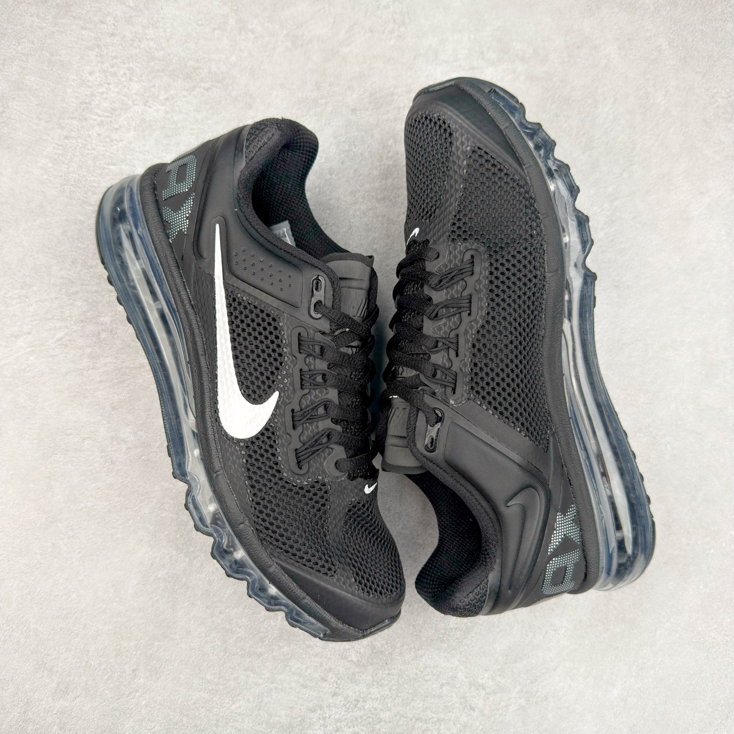 图片[3]-＃纯原 NK Air Max 2013 经典舒适时尚耐磨透气低帮气垫跑步鞋 554886-108 携时尚设计闪亮回归 出众有型 采用网眼布细节和运动风无缝覆面 助你保持清爽感受 塑就焕新造型 经典 Flywire 设计搭配经典全掌型 Max Air 缓震配置 缔造出众舒适感和支撑效果实拍调校N版已经零色差零失真 百分百还原实物色彩所见即所得 不存在货不对板色差等低级问题 选购参考实物拍摄 不混卖不参货 只用心做好货严格选品 承诺混一赔十 尺码：35.5 36 36.5 37.5 38 38.5 39 40 40.5 41 42 42.5 43 44 44.5 45 46 46.5-选品中心
