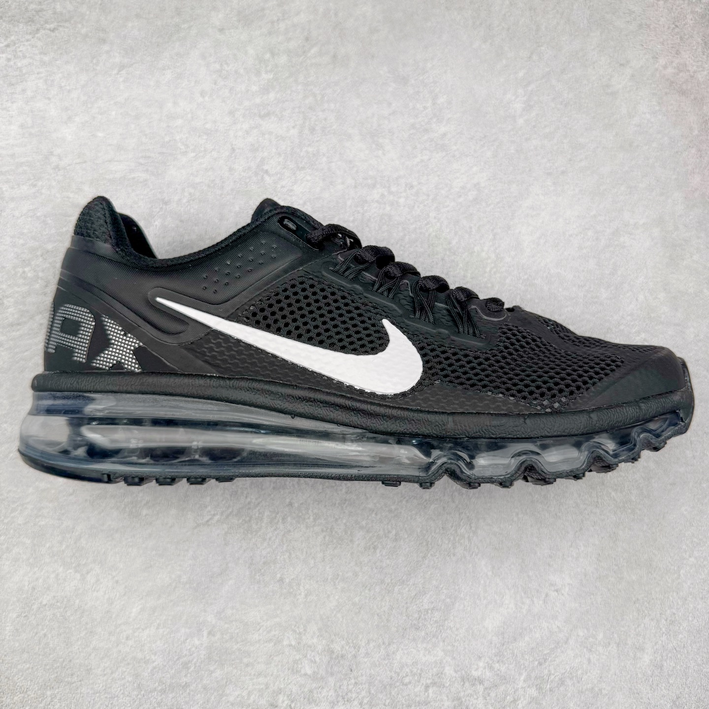 ＃纯原 NK Air Max 2013 经典舒适时尚耐磨透气低帮气垫跑步鞋 554886-108 携时尚设计闪亮回归 出众有型 采用网眼布细节和运动风无缝覆面 助你保持清爽感受 塑就焕新造型 经典 Flywire 设计搭配经典全掌型 Max Air 缓震配置 缔造出众舒适感和支撑效果实拍调校N版已经零色差零失真 百分百还原实物色彩所见即所得 不存在货不对板色差等低级问题 选购参考实物拍摄 不混卖不参货 只用心做好货严格选品 承诺混一赔十 尺码：35.5 36 36.5 37.5 38 38.5 39 40 40.5 41 42 42.5 43 44 44.5 45 46 46.5-选品中心