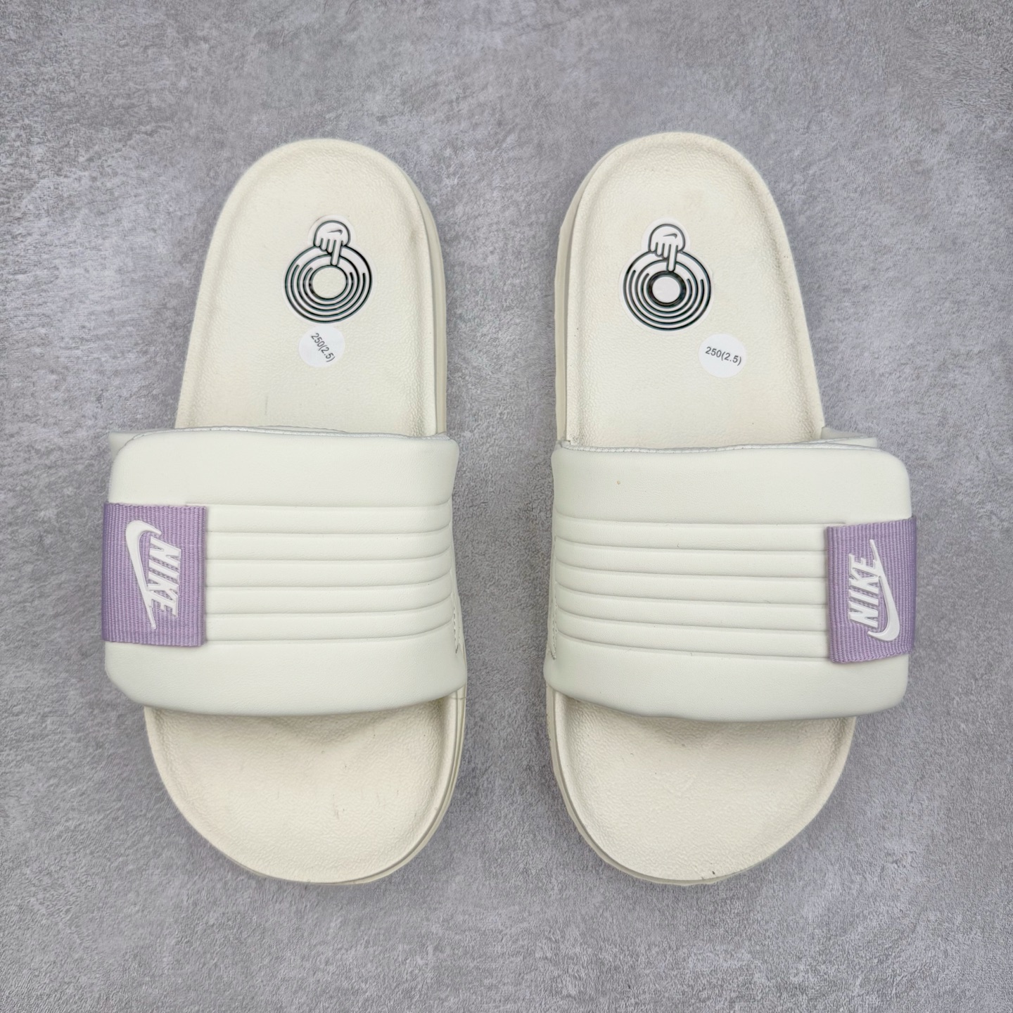 图片[5]-NK Offcourt Adiust Slide 运动拖鞋 男女同款 微翘式鞋头设计 响应灵活 保护脚趾 采用经典鞋型 融入全新细节点缀 整体简约且富有质感 鞋底耐磨材质搭配丰富的防滑底纹设计 可平稳抓地 不易打滑 尺码：36 36.5 37.5 38 38.5 39 40 40.5 41 42 42.5 43 44 44.5 45-选品中心