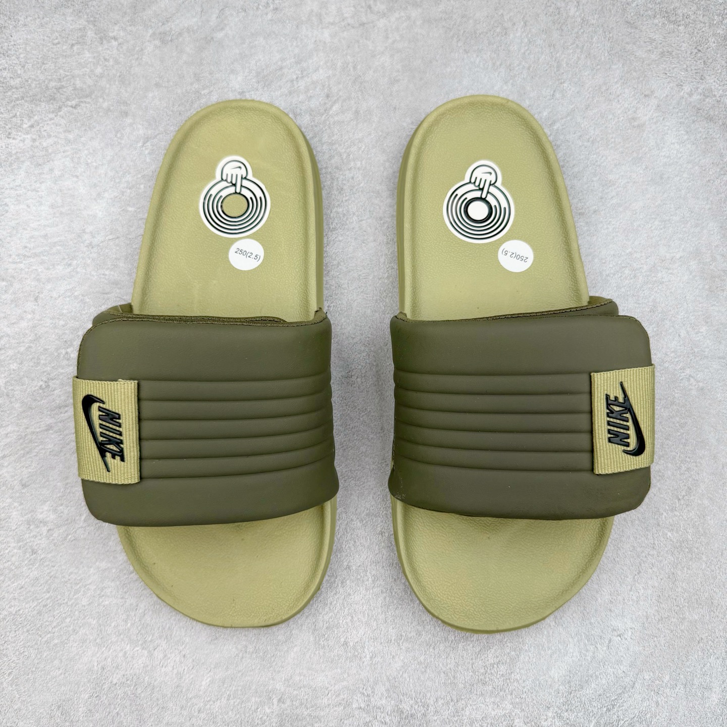 图片[8]-NK Offcourt Adiust Slide 运动拖鞋 男女同款 微翘式鞋头设计 响应灵活 保护脚趾 采用经典鞋型 融入全新细节点缀 整体简约且富有质感 鞋底耐磨材质搭配丰富的防滑底纹设计 可平稳抓地 不易打滑 尺码：36 36.5 37.5 38 38.5 39 40 40.5 41 42 42.5 43 44 44.5 45-选品中心