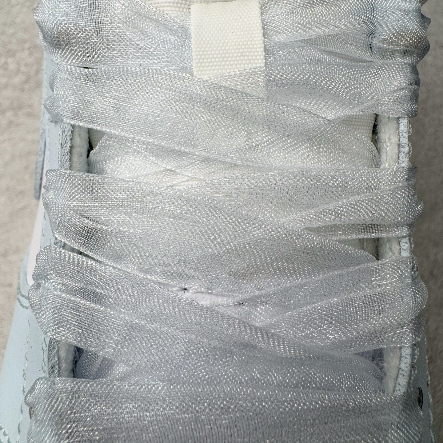 图片[16]-＃YC纯原 NK Dunk Low 冰川蓝 IB7311-100 实力大厂出品 新配色陆续开发 利润个位数只为口碑 全套原纸板楦头开发 确保原汁原味 完美呈现DUNK版型 一比一鞋头弧度高度鞋身弧度 此版本只针对中端市场 皮料材质有所更替 其他数据细节工艺流程均保持一致 绝不口嗨 细节品控鞋型随意对比 独家私模官方第六代原厂航空铝磨具打磨大底 鞋头坡度极致还原 无解鞋型 原盒原配 圈内天花板工艺 原厂玻璃冲刀 超高清洁度 全鞋零毛边皮料切割 原厂中底布点胶 中底布拉帮走线遵循公司 尺码：36 36.5 37.5 38 38.5 39 40 40.5 41 42 42.5 43 44 44.5 45 46-选品中心