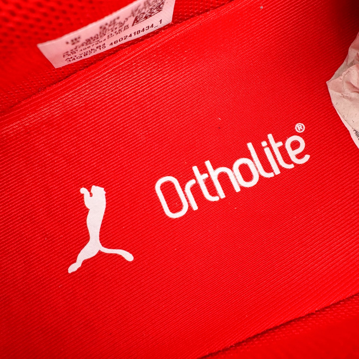 图片[13]-＃DT PUMA Speedcat Ballerina 彪马柔软舒适防滑耐磨低帮生活休闲鞋芭蕾舞鞋单鞋玛丽珍鞋 这次，PUMA决定再对Speedcat来一次创新，以芭蕾舞鞋为灵感，将芭蕾舞鞋的灵动与轻盈感与赛车鞋融为一体，带来极具个性的全新鞋款Speedcat Ballerina。Speedcat Ballerina由Speedcat去除鞋舌、鞋带以及部分鞋侧位打造而成，鞋带部分被改为如同芭蕾鞋般的交叉弹性带，PUMA的标志依旧设计于鞋侧旁，整个鞋款外观变得更加优雅。Speedcat Ballerina 还汲取了赛车鞋的抓地设计，配备经典橡胶大底。尺码：36 37 37.5 38 38.5 39 40 40.5 41-选品中心