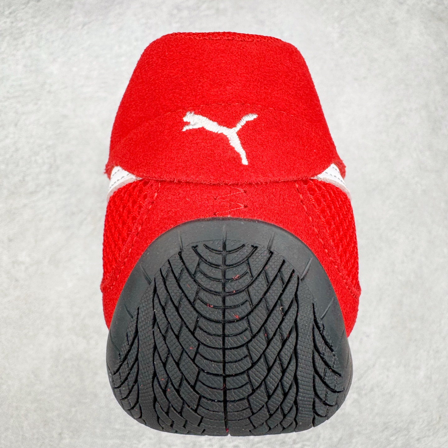 图片[8]-＃DT PUMA Speedcat Ballerina 彪马柔软舒适防滑耐磨低帮生活休闲鞋芭蕾舞鞋单鞋玛丽珍鞋 这次，PUMA决定再对Speedcat来一次创新，以芭蕾舞鞋为灵感，将芭蕾舞鞋的灵动与轻盈感与赛车鞋融为一体，带来极具个性的全新鞋款Speedcat Ballerina。Speedcat Ballerina由Speedcat去除鞋舌、鞋带以及部分鞋侧位打造而成，鞋带部分被改为如同芭蕾鞋般的交叉弹性带，PUMA的标志依旧设计于鞋侧旁，整个鞋款外观变得更加优雅。Speedcat Ballerina 还汲取了赛车鞋的抓地设计，配备经典橡胶大底。尺码：36 37 37.5 38 38.5 39 40 40.5 41-选品中心