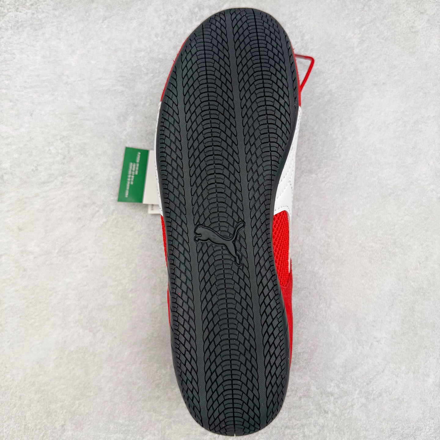 图片[9]-＃DT PUMA Speedcat Ballerina 彪马柔软舒适防滑耐磨低帮生活休闲鞋芭蕾舞鞋单鞋玛丽珍鞋 这次，PUMA决定再对Speedcat来一次创新，以芭蕾舞鞋为灵感，将芭蕾舞鞋的灵动与轻盈感与赛车鞋融为一体，带来极具个性的全新鞋款Speedcat Ballerina。Speedcat Ballerina由Speedcat去除鞋舌、鞋带以及部分鞋侧位打造而成，鞋带部分被改为如同芭蕾鞋般的交叉弹性带，PUMA的标志依旧设计于鞋侧旁，整个鞋款外观变得更加优雅。Speedcat Ballerina 还汲取了赛车鞋的抓地设计，配备经典橡胶大底。尺码：36 37 37.5 38 38.5 39 40 40.5 41-选品中心