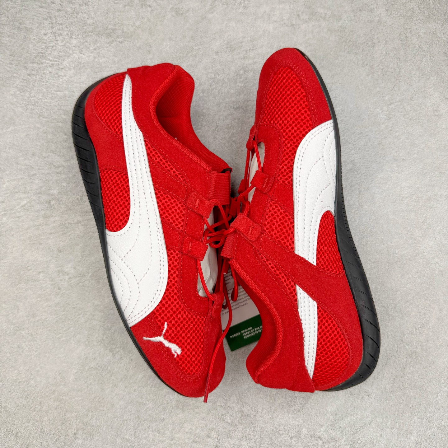 图片[3]-＃DT PUMA Speedcat Ballerina 彪马柔软舒适防滑耐磨低帮生活休闲鞋芭蕾舞鞋单鞋玛丽珍鞋 这次，PUMA决定再对Speedcat来一次创新，以芭蕾舞鞋为灵感，将芭蕾舞鞋的灵动与轻盈感与赛车鞋融为一体，带来极具个性的全新鞋款Speedcat Ballerina。Speedcat Ballerina由Speedcat去除鞋舌、鞋带以及部分鞋侧位打造而成，鞋带部分被改为如同芭蕾鞋般的交叉弹性带，PUMA的标志依旧设计于鞋侧旁，整个鞋款外观变得更加优雅。Speedcat Ballerina 还汲取了赛车鞋的抓地设计，配备经典橡胶大底。尺码：36 37 37.5 38 38.5 39 40 40.5 41-选品中心