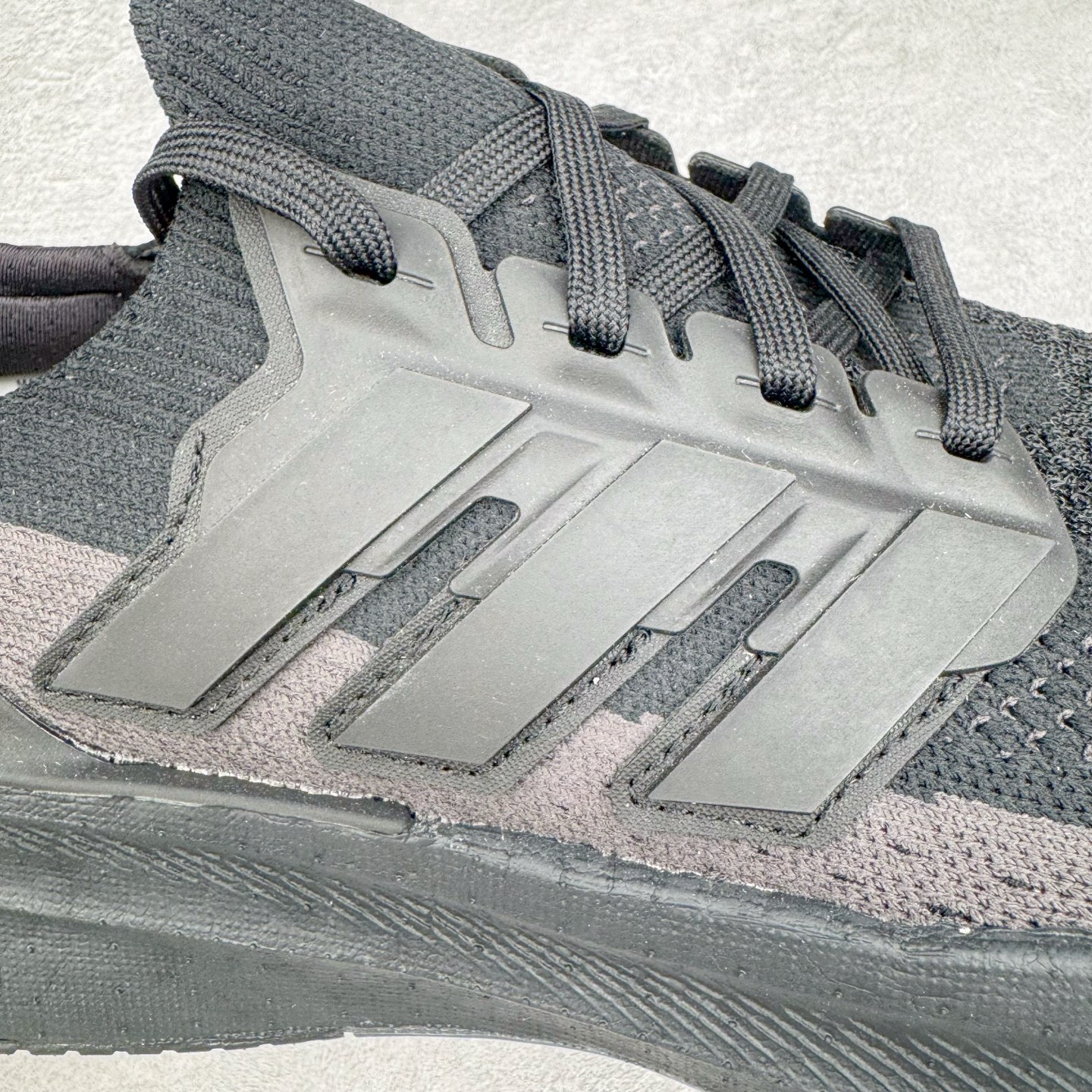 图片[18]-＃YG纯原 Y3 x AD Ultra Boost 5X 2025高性能版5X系列UB低帮袜套式针织透气缓震休闲运动慢跑鞋 联名配色 JP7438 全新Ultraboost 5X官宣，颠覆以往，迎来该系列自2015年首次亮相最大一次革新！从鞋面到中底配置都有新的突破，跟着小编一同探究“阿迪UB有史以来最大升级”！Ultraboost 5X革新中底配置，采用LightBoost V2泡沫，与Ultraboost Light相比，前掌能量反馈增加2%。与此同时“加厚不增重”，中底相较于上一代更轻，让跑者每一次迈步都能得到更柔软、更澎湃的能量反馈。搭配X形“Torsion System”扭转系统，助力跑者从落地到脚趾离地过程的平稳过渡。Ultraboost 5X升级中足锁定性能，革新Mono Primeknit自适应鞋面配置，搭配轻质无笼鞋面结构，更加贴合跑者脚部。大底由Continental™橡胶制成，更耐磨，抓地力更出色。Adidas全新推出ULTRABOOST 5X，专注日常跑步，适用于任何级别的跑者，无距离门槛限制。兼具有氧跑、中短距离慢跑、节奏跑、间歇跑、日常通勤等各种场景，ULTRABOOST 5X都能给你带来优质的跑步体验。尺码：39⅓ 40 40⅔ 41⅓ 42 42⅔ 43⅓ 44 44⅔ 45 46 47⅔ 48-选品中心