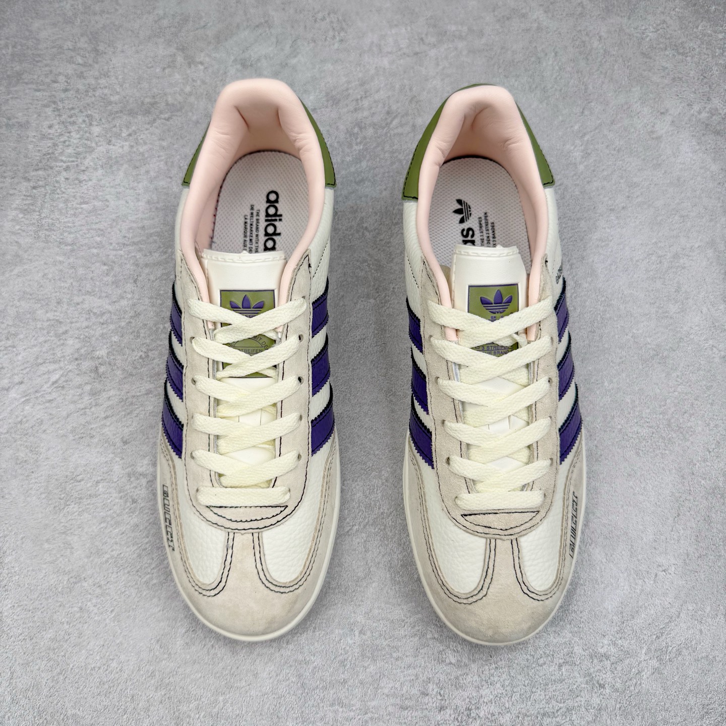 图片[2]-＃C2 AD Gazelle Indoor Trainers 羚羊内训系列低帮复古百搭休闲运动德训风板鞋 DM1234 90年代经典的复刻版！自60年代以足球训练鞋面世以来,Gazelle就以其经典设计席卷全球。1991年版本的复刻,再造经典Gazelle。采用皮革打造,搭配浊色细节,让这款经典更加简约。尺码：36 36⅔ 37⅓ 38 38⅔ 39⅓ 40 40⅔ 41⅓ 42 42⅔ 43⅓ 44⅓ 44⅔ 45-选品中心