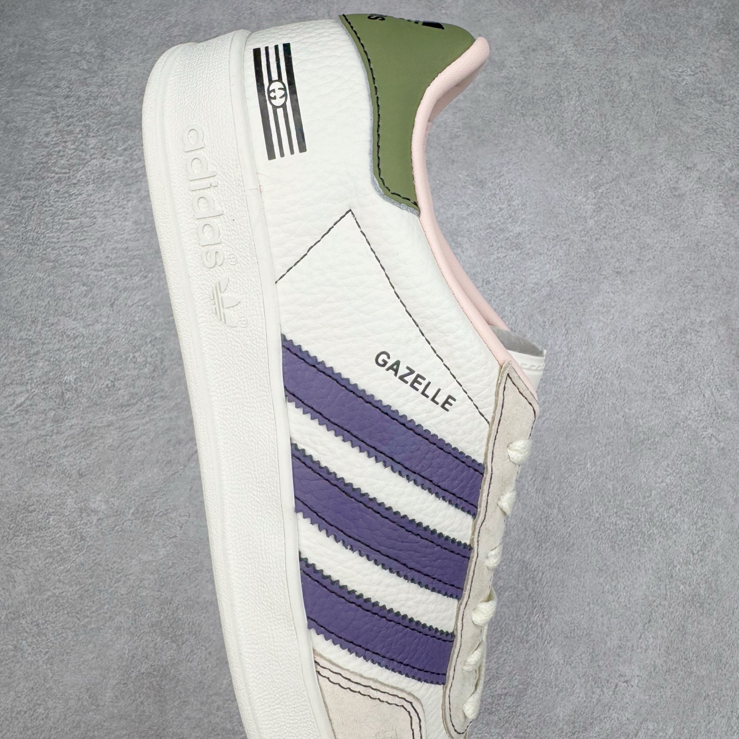 图片[6]-＃C2 AD Gazelle Indoor Trainers 羚羊内训系列低帮复古百搭休闲运动德训风板鞋 DM1234 90年代经典的复刻版！自60年代以足球训练鞋面世以来,Gazelle就以其经典设计席卷全球。1991年版本的复刻,再造经典Gazelle。采用皮革打造,搭配浊色细节,让这款经典更加简约。尺码：36 36⅔ 37⅓ 38 38⅔ 39⅓ 40 40⅔ 41⅓ 42 42⅔ 43⅓ 44⅓ 44⅔ 45-选品中心