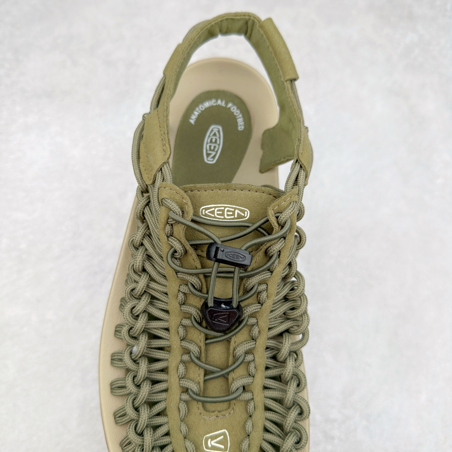 图片[5]-人气户外休闲鞋品牌-科恩Keen Uneek Flat-M 平底编织弹力穿搭溯溪涉水休闲户外凉鞋 #外贸订单出口品质#采用进口机台编制两根尼龙绳组成鞋面(快干衬里原料!!)#原装轻量级EVA中底缓震材质组合防滑橡胶外底部 夏季潮鞋,文青界的凉鞋至尊 都市机能户外品牌 KEEN 向来积极为其旗下大热鞋款 UNEEK 推出联名款，后跟为全封闭设计，快干衬里，HIGH-TRACTION橡胶外底，及轻量级EVA中底，达到轻量缓震的同时减轻重量。尺码：35 36 37 38 40 41 42 43 44 45-选品中心