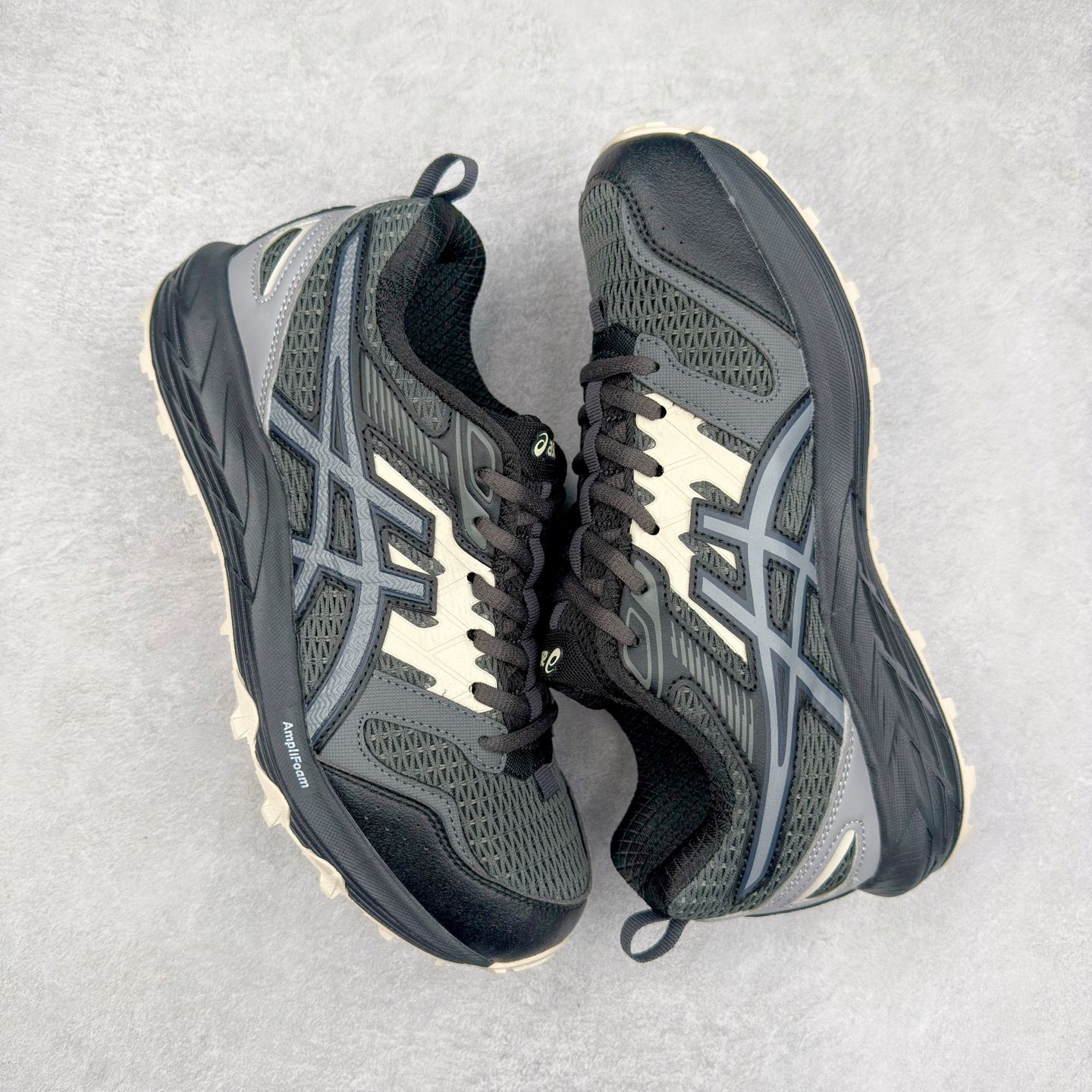 图片[3]-Asics Gel-Sonoma CN 亚瑟士越野防滑耐磨低帮跑步鞋 ASICS（亚瑟士）是日本实业家鬼冢喜八郎创立的跑鞋运动品牌，名字想法源自著名的拉丁谚语“AnimaSana In Corpore Sano” \’，意为“健全的精神寓于强健的体魄”。正如其名字的含义，ASICS亚瑟士一直坚信保持身体的健康与活力是打造健康快乐的生活方式的最佳途径。亚瑟士的跑鞋、篮球鞋等系列集专业与美貌于一身，拥有极高的热度。2016年，ASICS在“2016年日本最佳全球品牌”排行榜名列第17名。尺码：36 37 37.5 38 39 39.5 40 40.5 41.5 42 42.5 43.5 44 45-选品中心