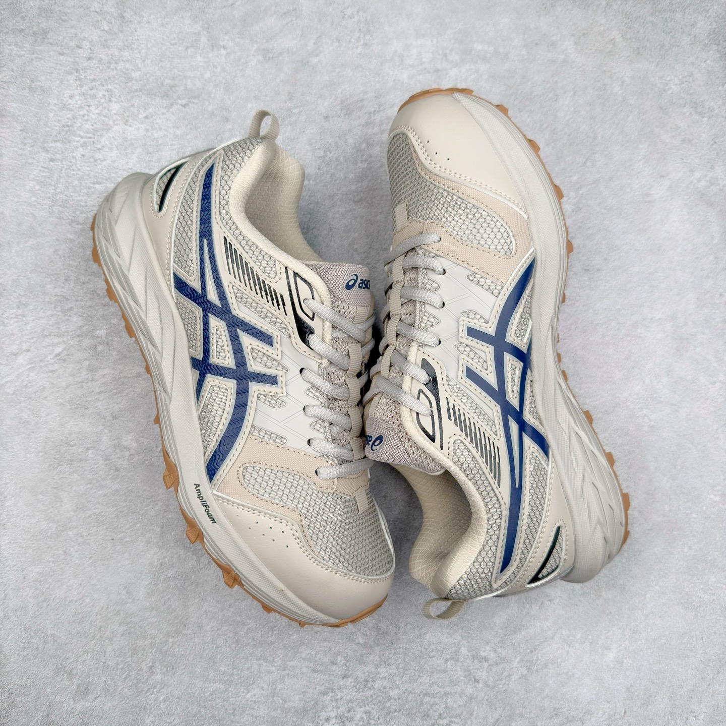 图片[3]-Asics Gel-Sonoma CN 亚瑟士越野防滑耐磨低帮跑步鞋 ASICS（亚瑟士）是日本实业家鬼冢喜八郎创立的跑鞋运动品牌，名字想法源自著名的拉丁谚语“AnimaSana In Corpore Sano” \’，意为“健全的精神寓于强健的体魄”。正如其名字的含义，ASICS亚瑟士一直坚信保持身体的健康与活力是打造健康快乐的生活方式的最佳途径。亚瑟士的跑鞋、篮球鞋等系列集专业与美貌于一身，拥有极高的热度。2016年，ASICS在“2016年日本最佳全球品牌”排行榜名列第17名。尺码：36 37 37.5 38 39 39.5 40 40.5 41.5 42 42.5 43.5 44 45-选品中心