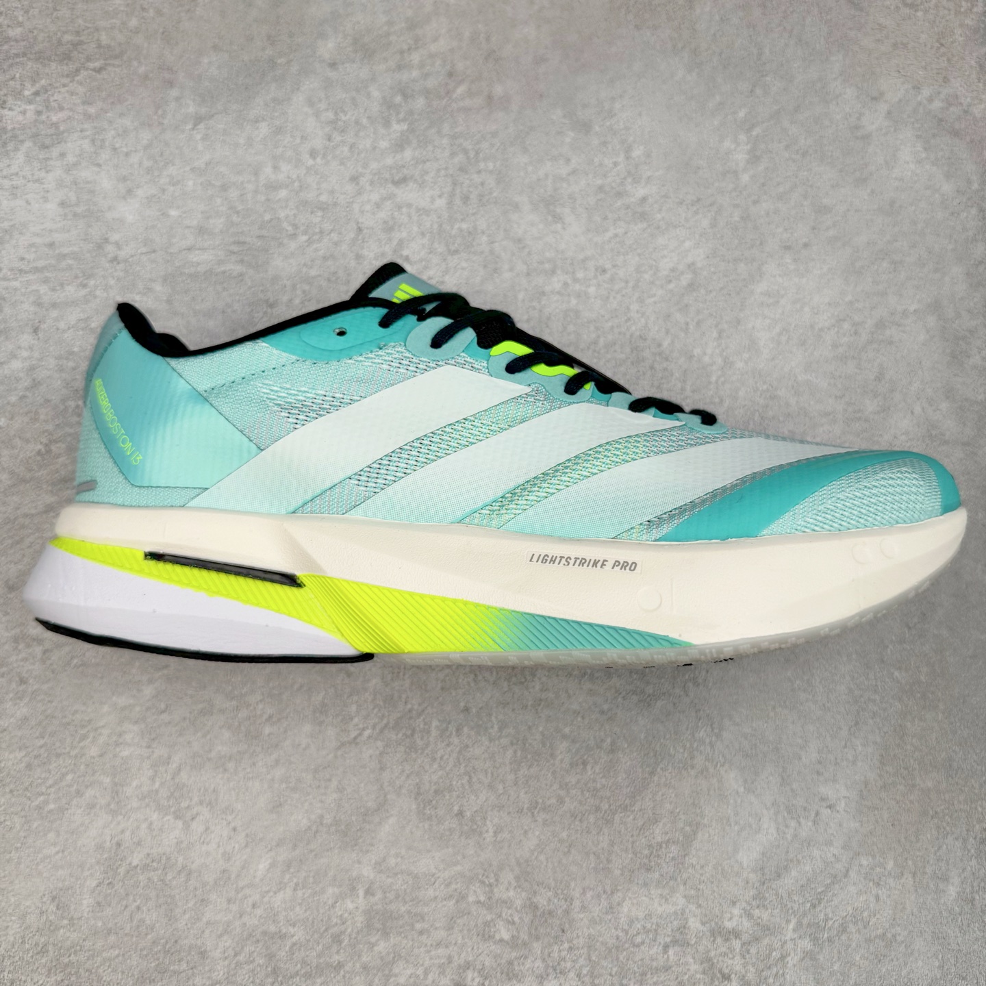 AD Adizero Boston 13 夏季透气网眼竞速跑鞋 JS4945 融合Lightstrike和Lightstrike Pro技术 采用乙烯/乙酸乙烯酯(EVA)材质 打造舒适中底 含ENERGYROD能量碳柱 旨在为步伐添活力 尺码:36 36.5 37 38 38.5 39 40 40.5 41 42 42.5 43 44 44.5 45-选品中心