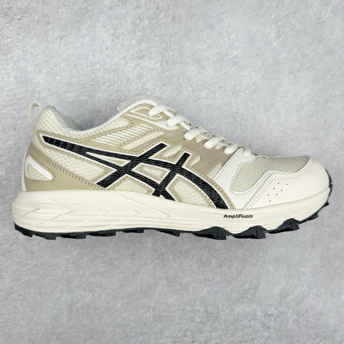图片[6]-Asics Gel-Sonoma CN 亚瑟士越野防滑耐磨低帮跑步鞋 ASICS（亚瑟士）是日本实业家鬼冢喜八郎创立的跑鞋运动品牌，名字想法源自著名的拉丁谚语“AnimaSana In Corpore Sano” \’，意为“健全的精神寓于强健的体魄”。正如其名字的含义，ASICS亚瑟士一直坚信保持身体的健康与活力是打造健康快乐的生活方式的最佳途径。亚瑟士的跑鞋、篮球鞋等系列集专业与美貌于一身，拥有极高的热度。2016年，ASICS在“2016年日本最佳全球品牌”排行榜名列第17名。尺码：36 37 37.5 38 39 39.5 40 40.5 41.5 42 42.5 43.5 44 45-选品中心