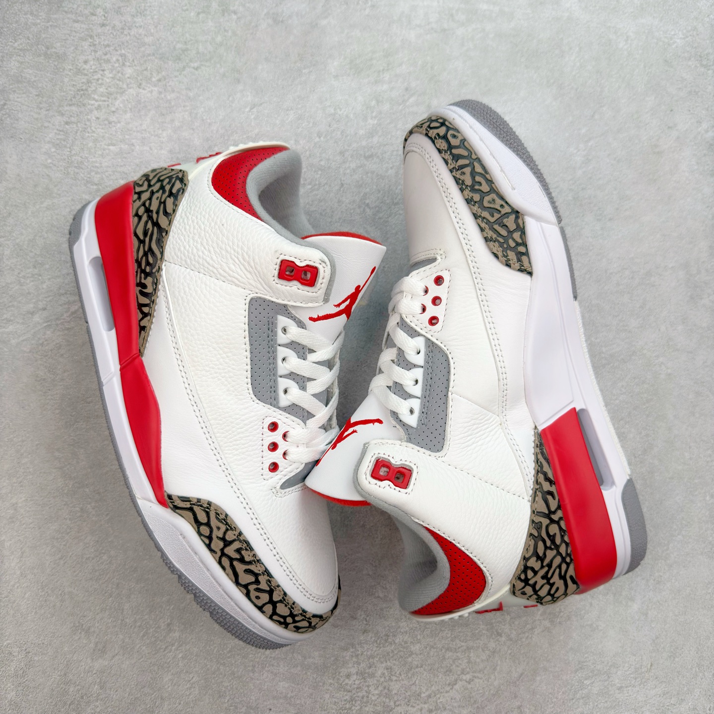 图片[3]-＃FQ福利特价 Air Jordan AJ3 系列 口碑大厂出品 原纸板楦头开发 定制优质皮料 完美鞋型匹配公司货 正确TPU鞋舌锁扣 最新原厂底模 大底卡色咬花完美 鞋柜必备鞋款 终端现货供应 尺码：40 40.5 41 42 42.5 43 44 44.5 45 46-选品中心